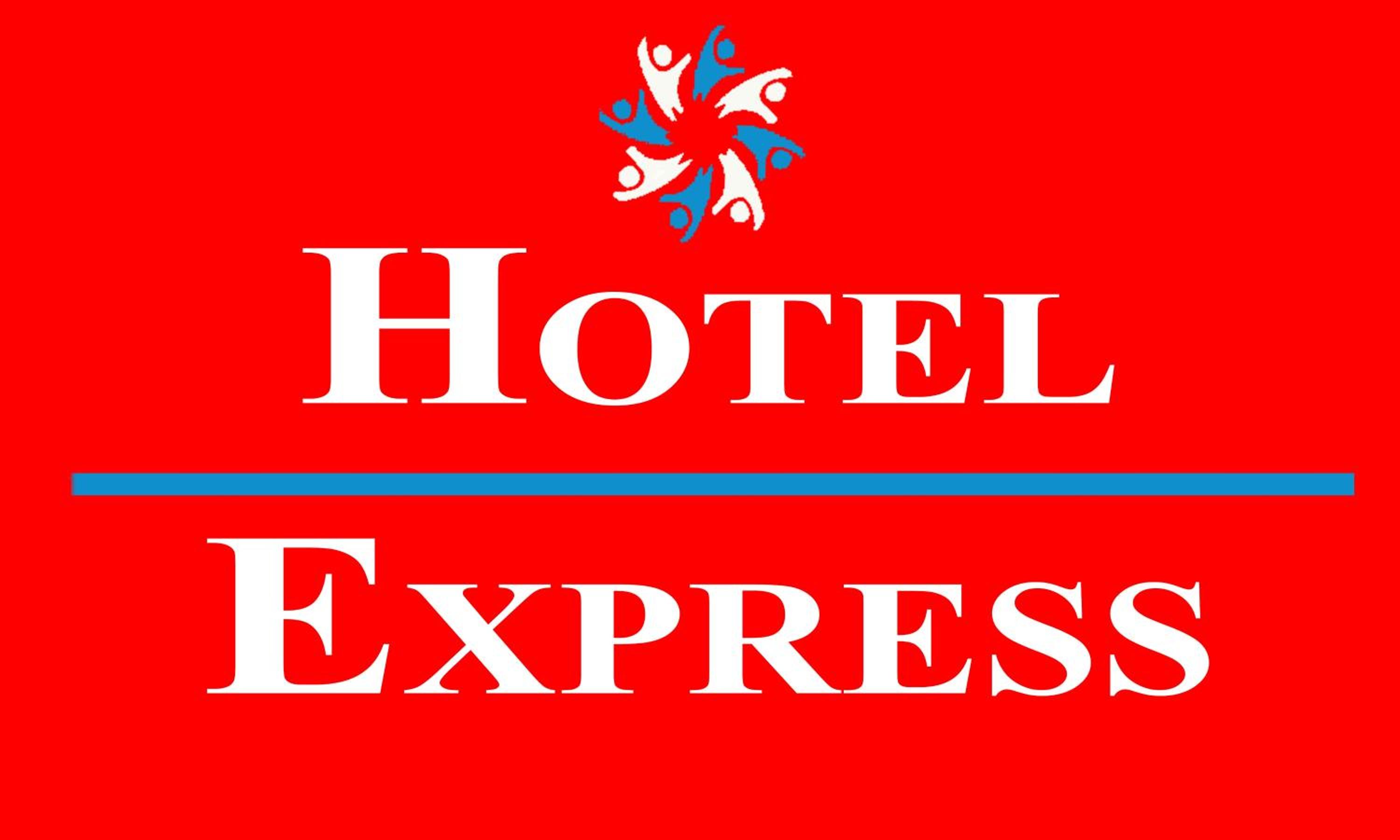 Oxford Vacations - Hotel Express Anniston/Oxford - Property Image 1