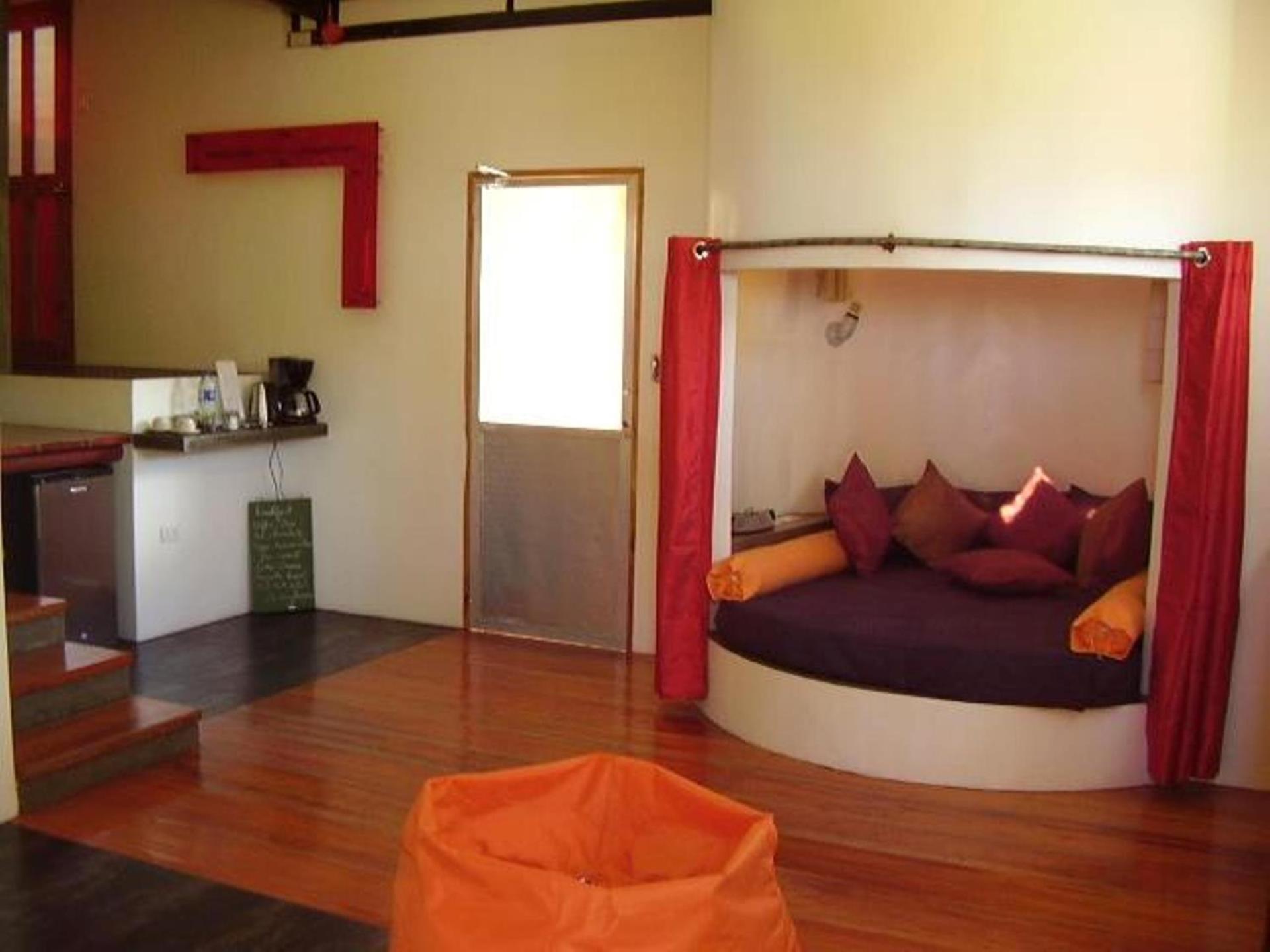 SomeWhere Else Boutique Resort