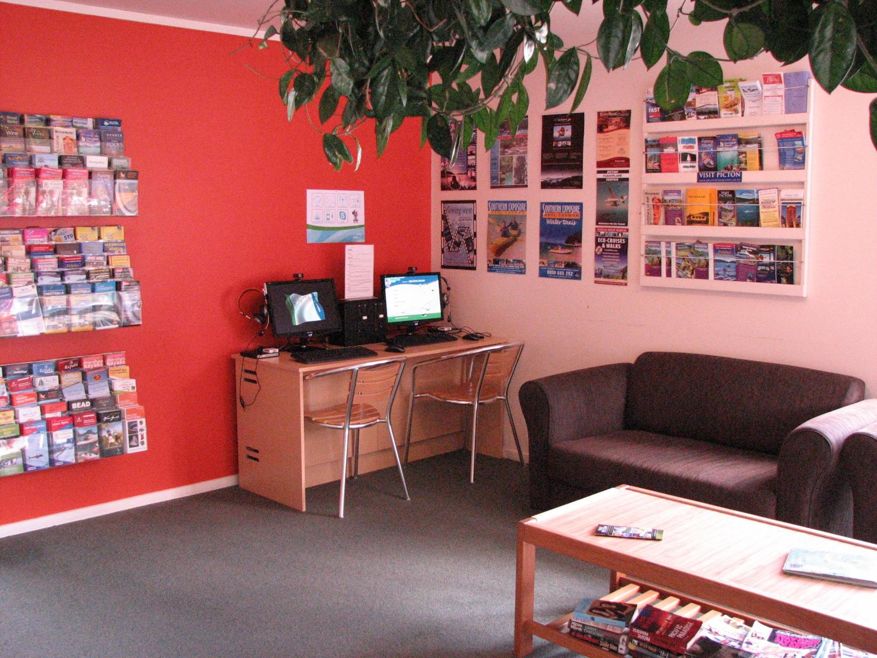 Photo 12
