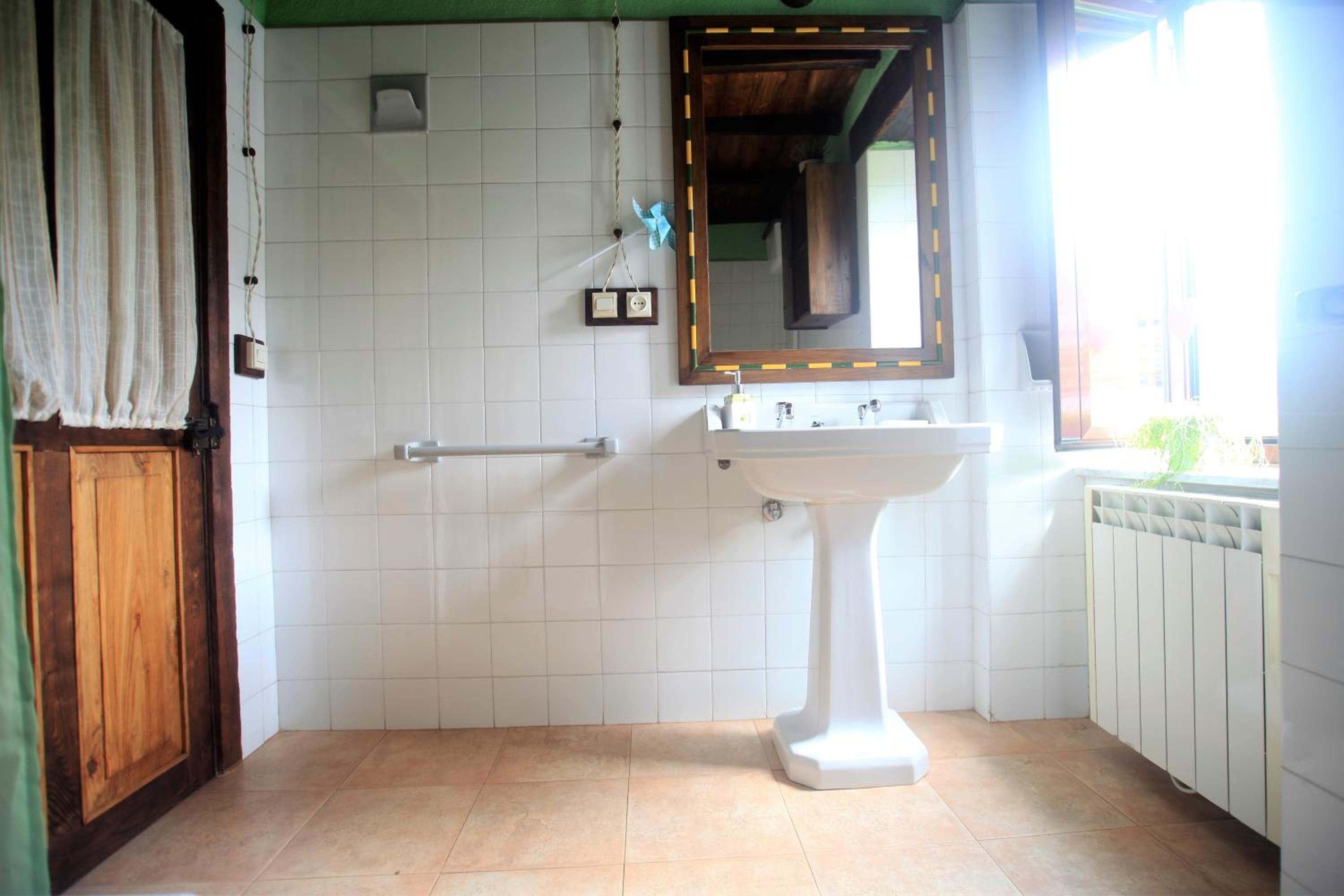 Photo 34