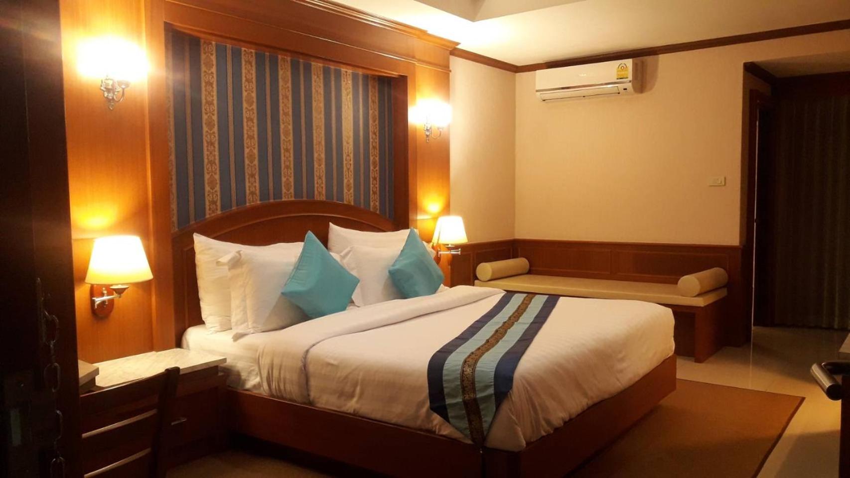 The Lion King Hotel by Thai Baan Ozone Udonthani