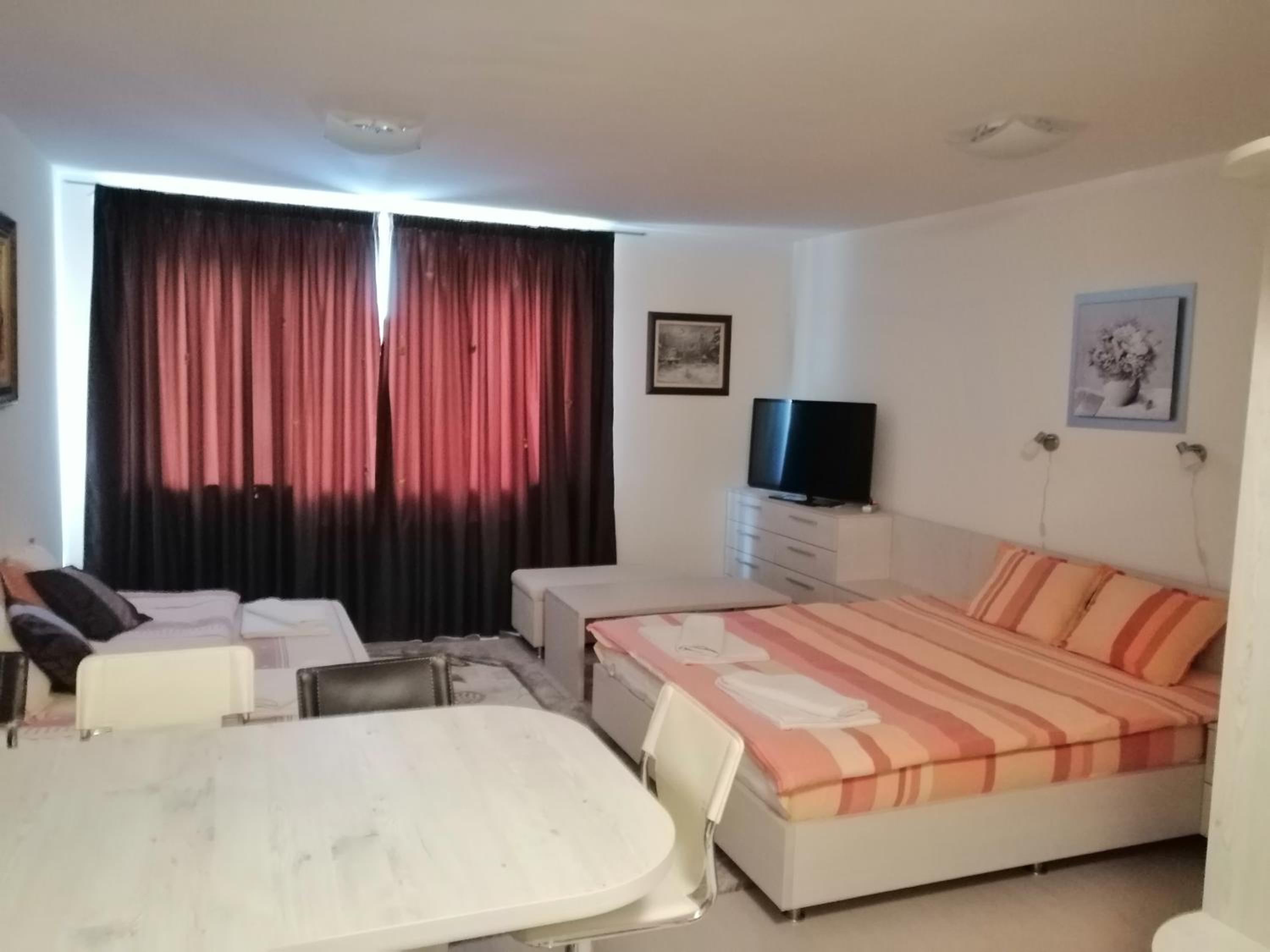 Apartments in Borovets Gardens view 4