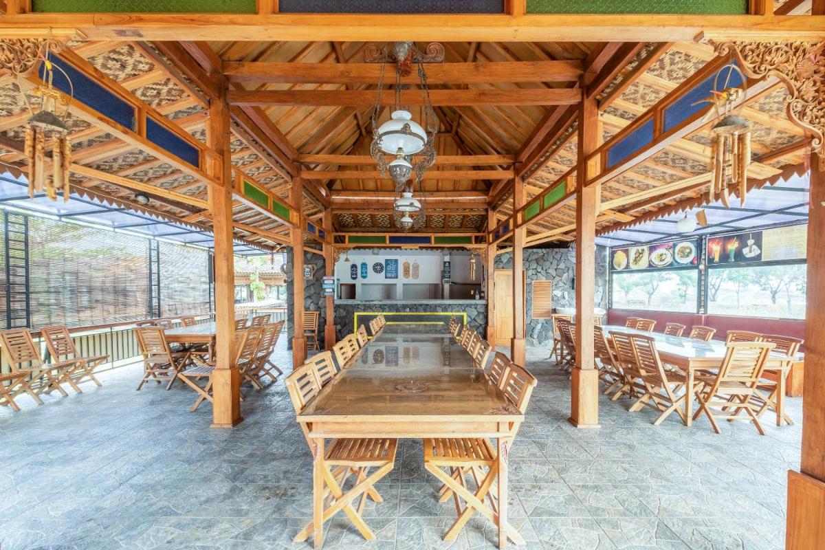 outdoor BBQ area
