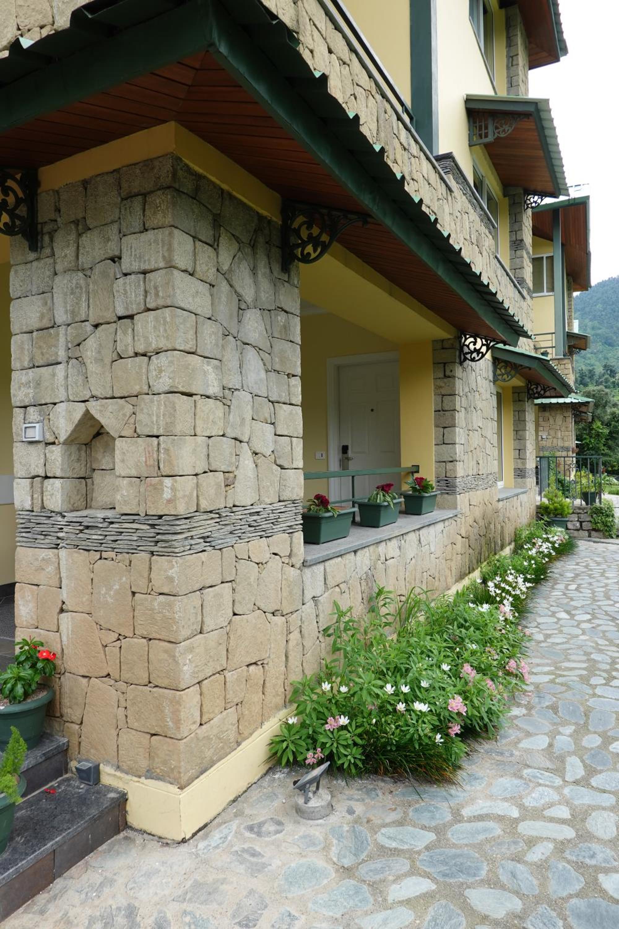 Photo 47