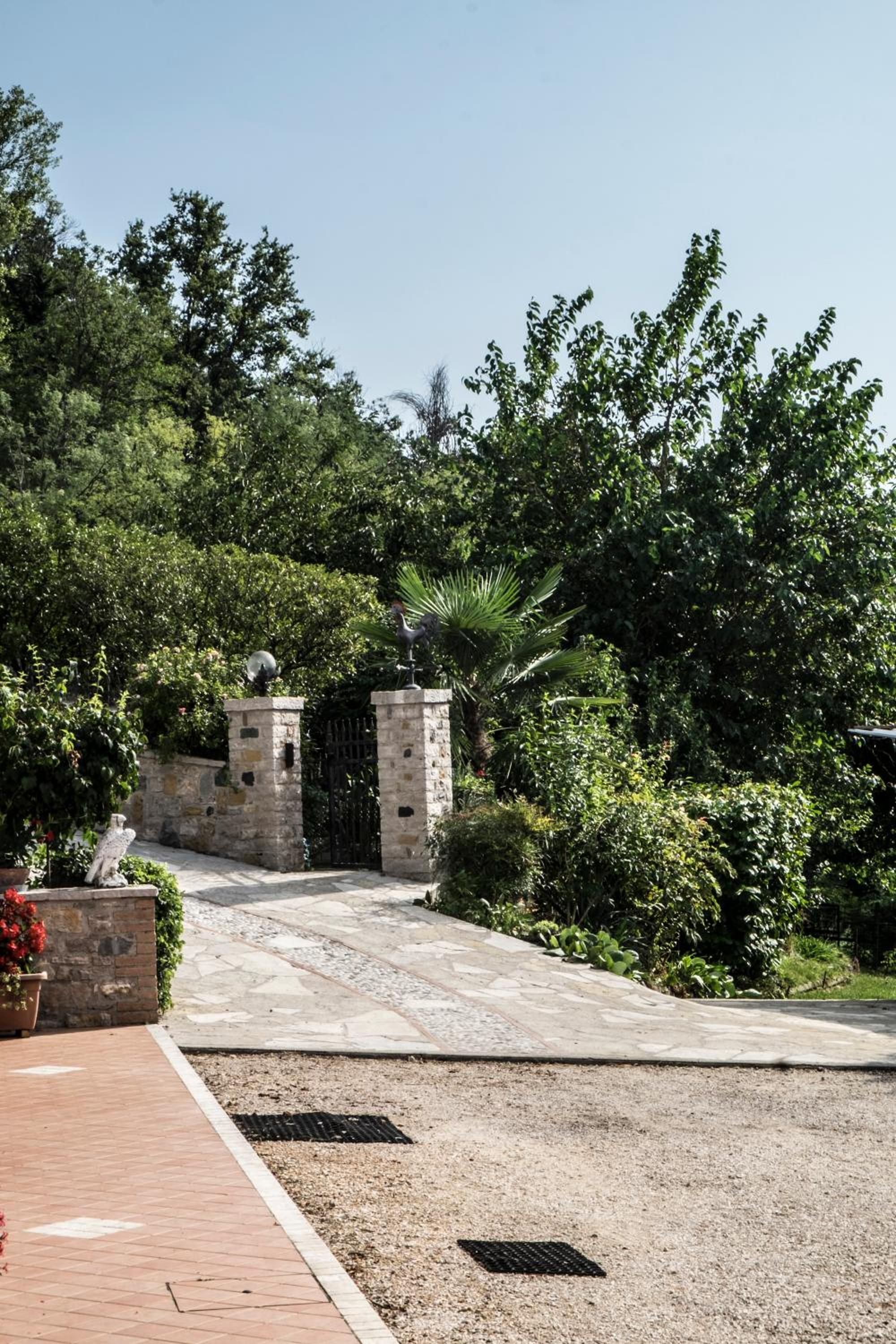 LA VIGNA FIORITA B&b view 5
