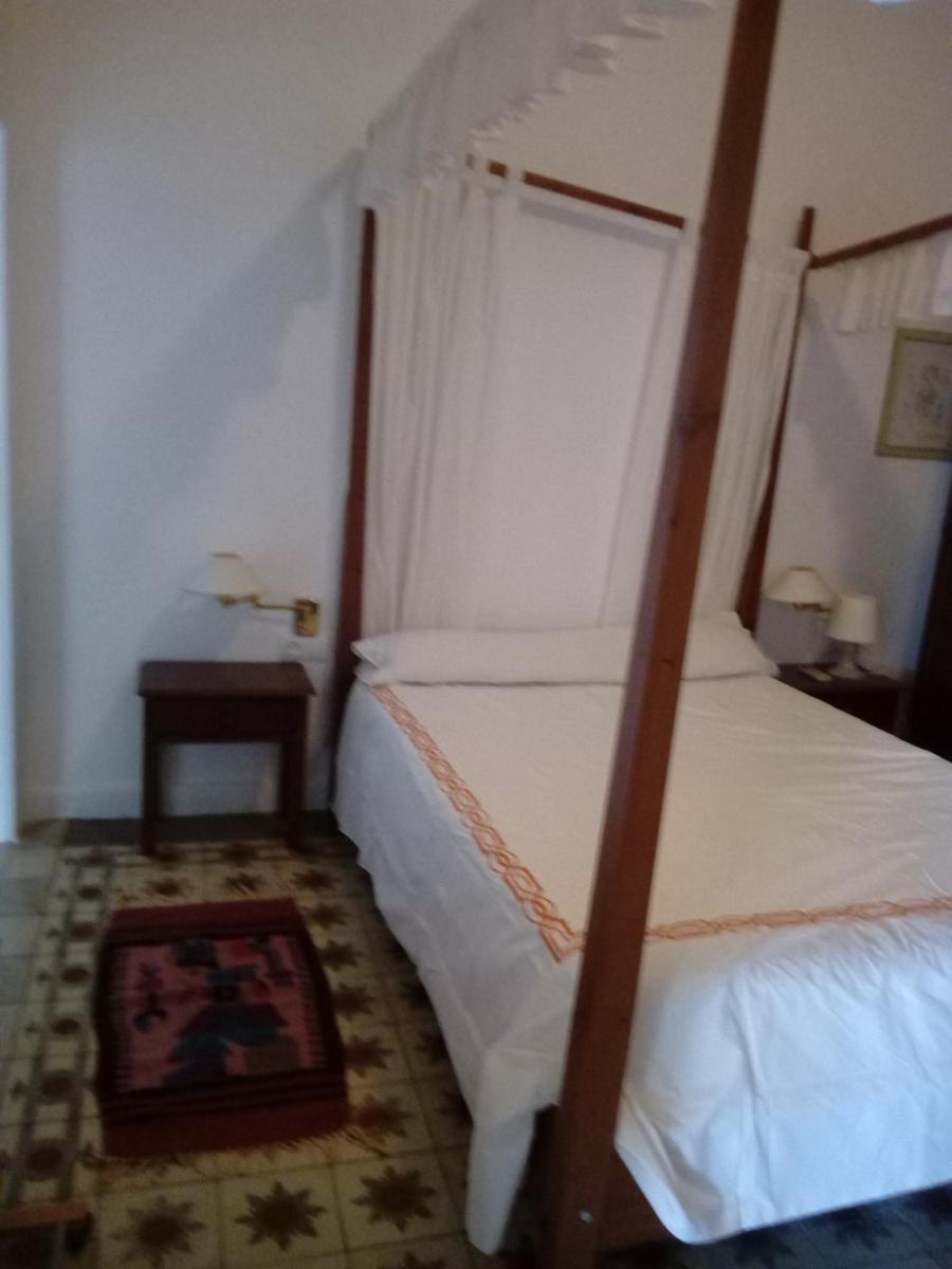 Casa De Comedias