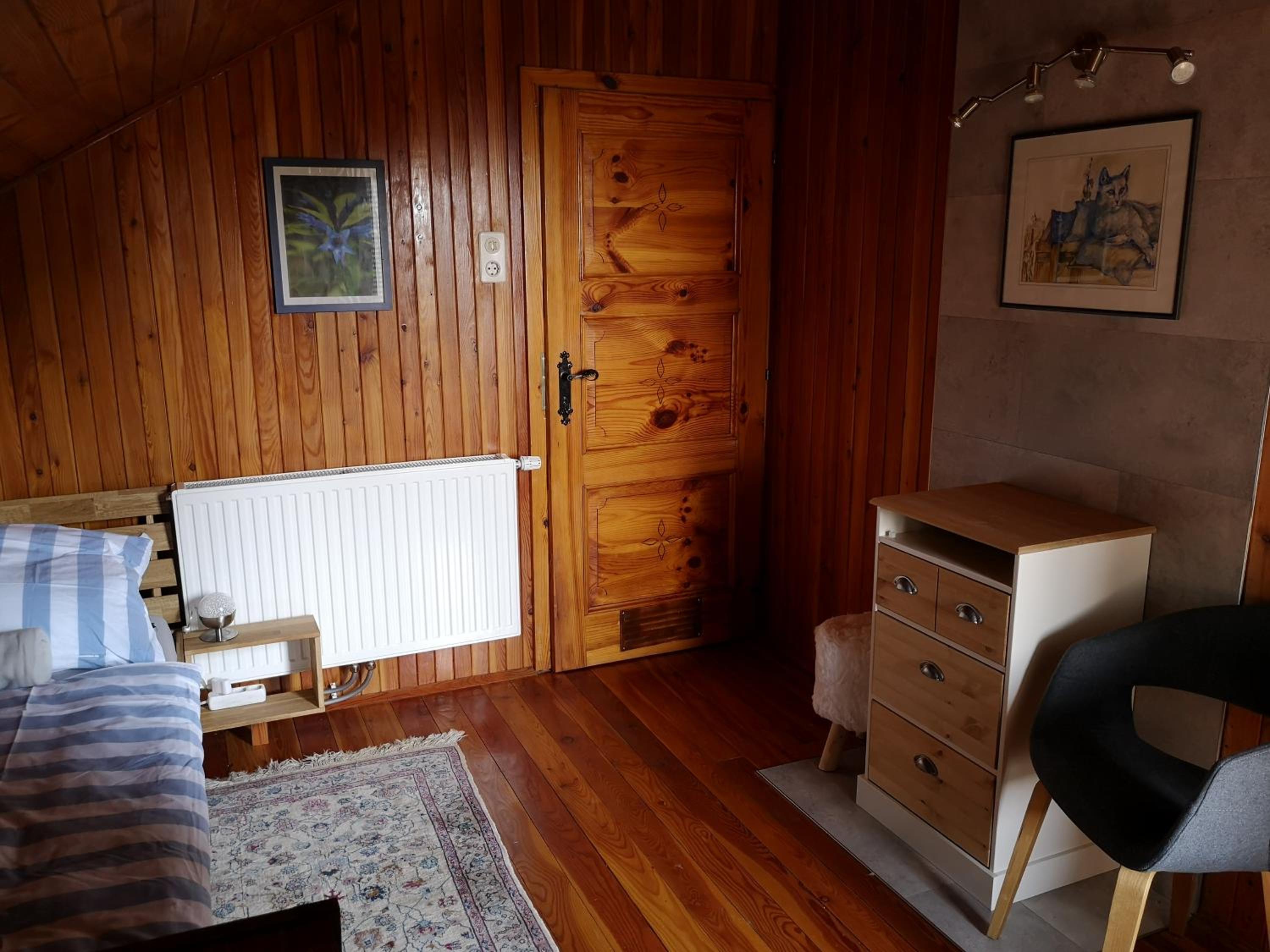 Photo 11