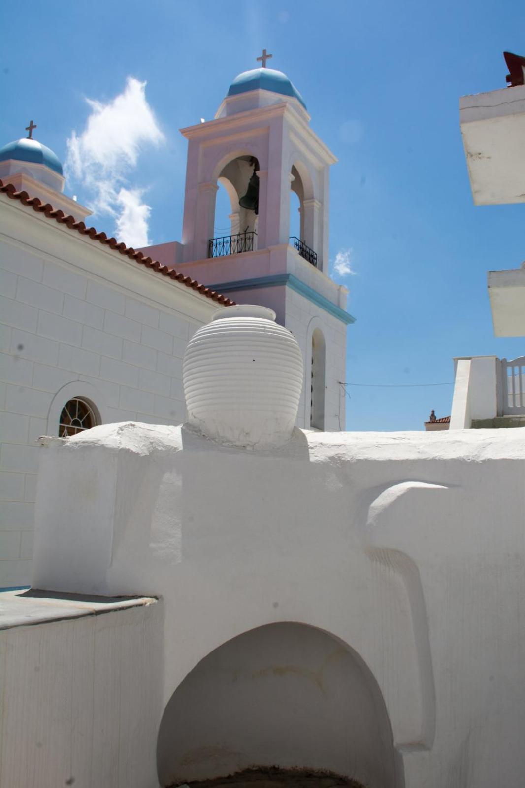 Neoclassical apartment, Central Chora Andros view 3