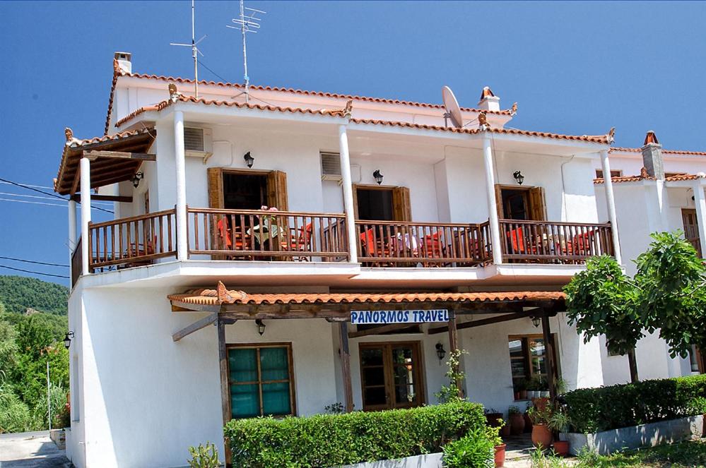 Panormos Maisonettes