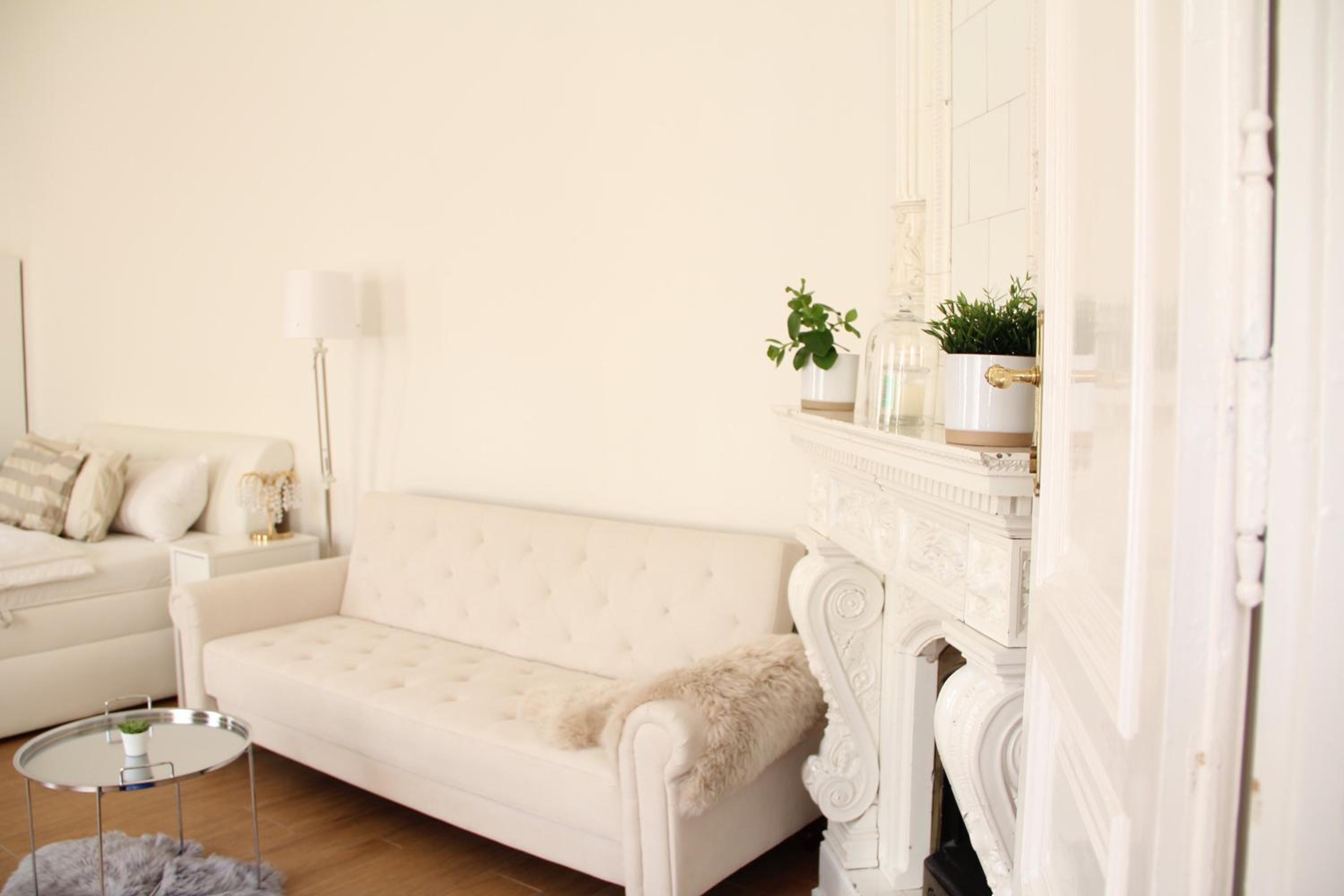 Luxury Design City centre Apartment view 4