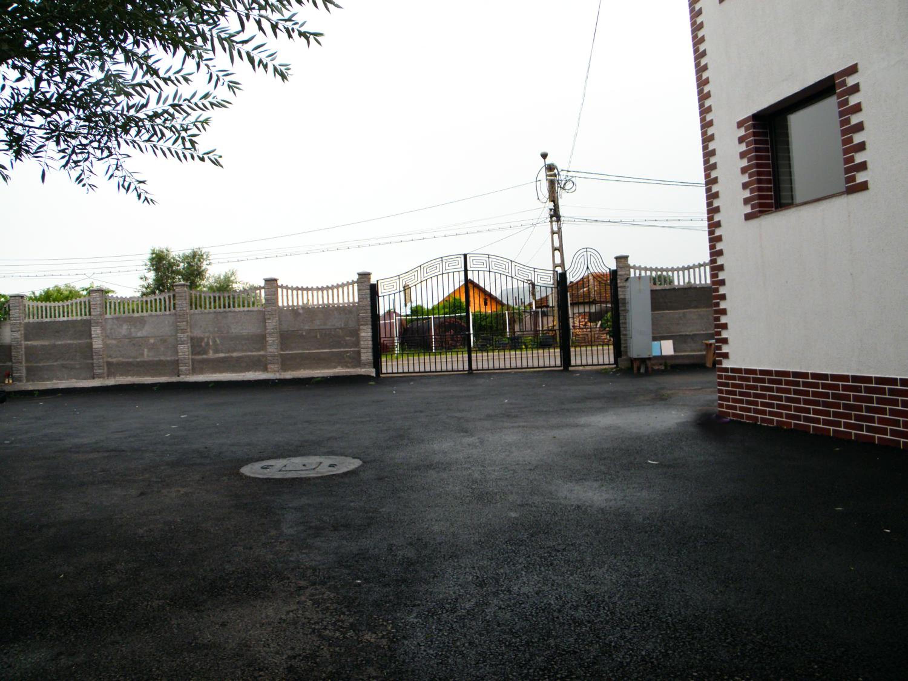Photo 36