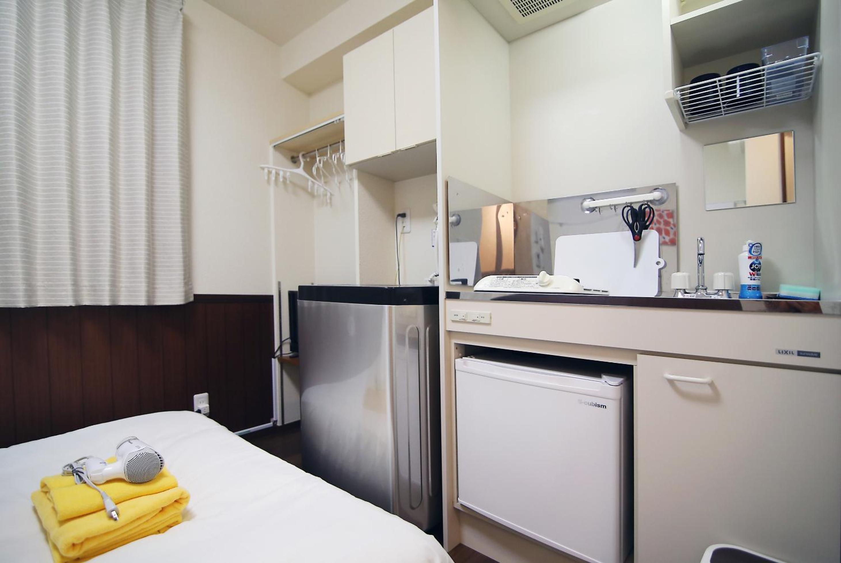 Yotsuya House