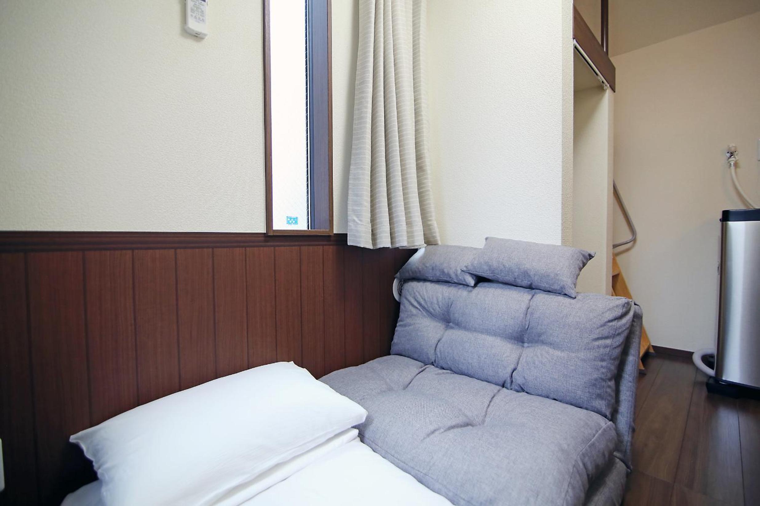 Yotsuya House