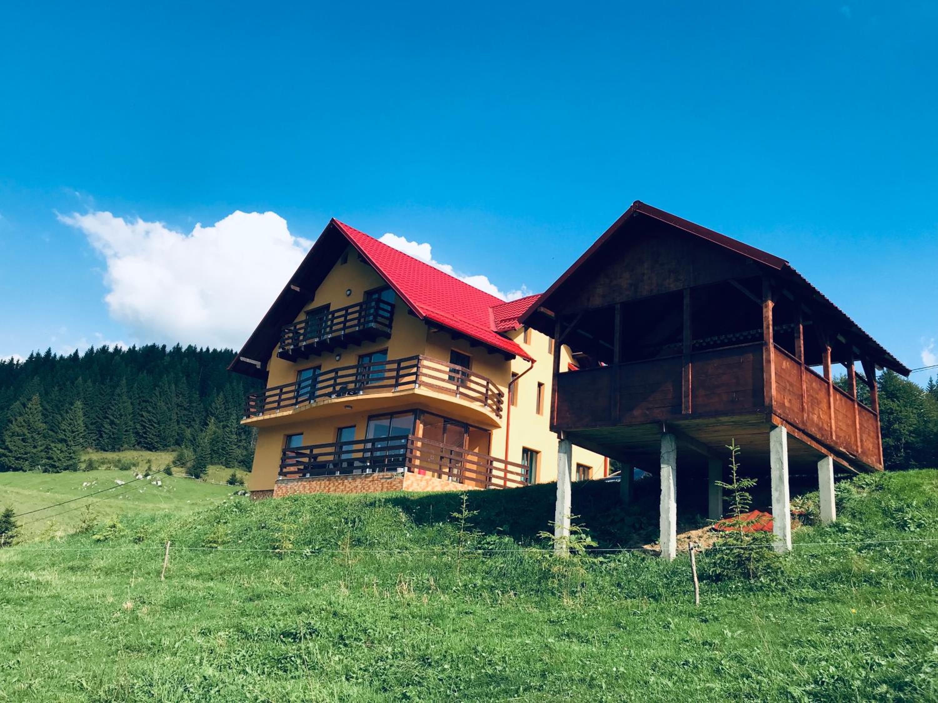 Casa Sisif view 2