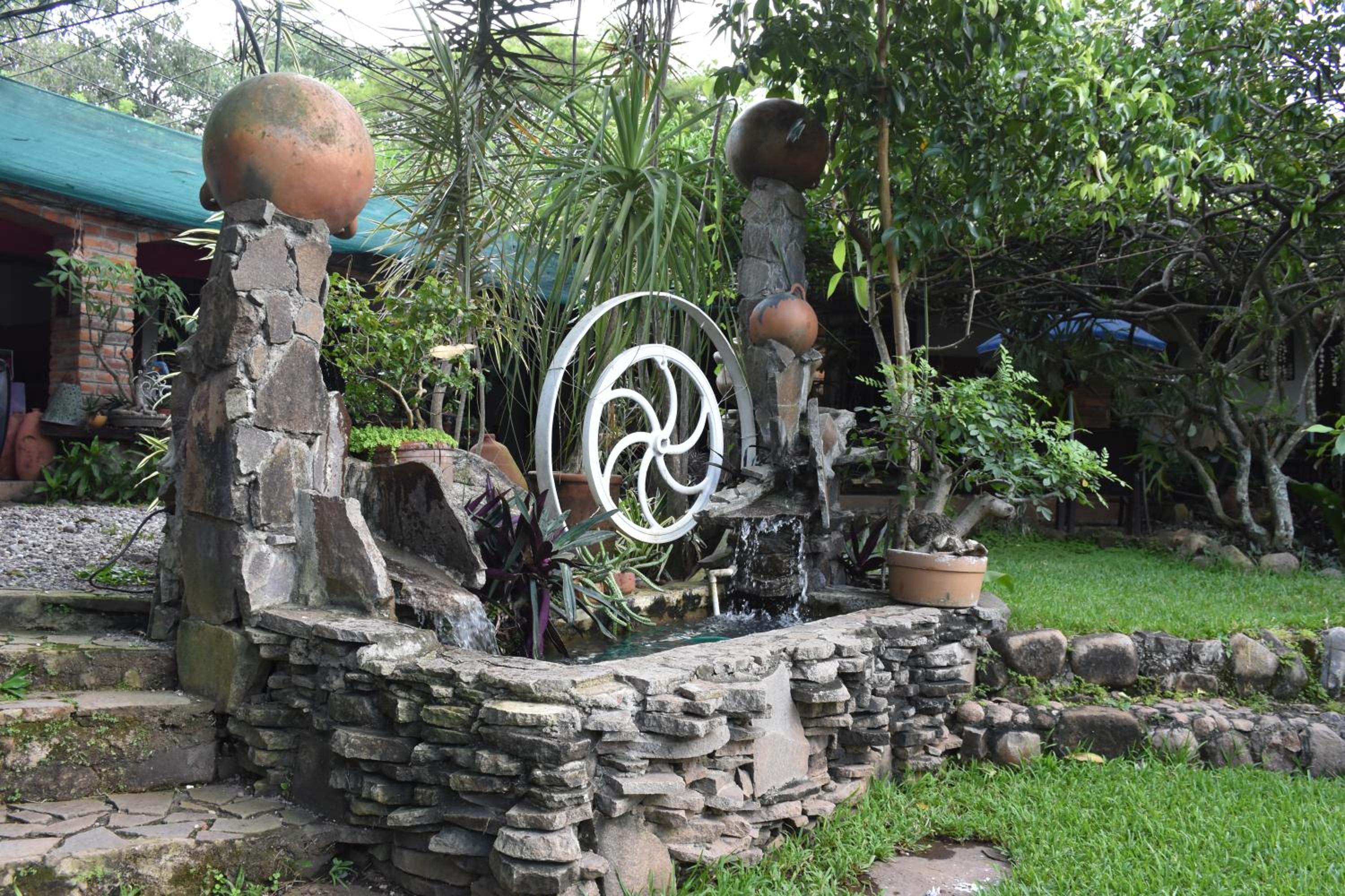 Photo 8
