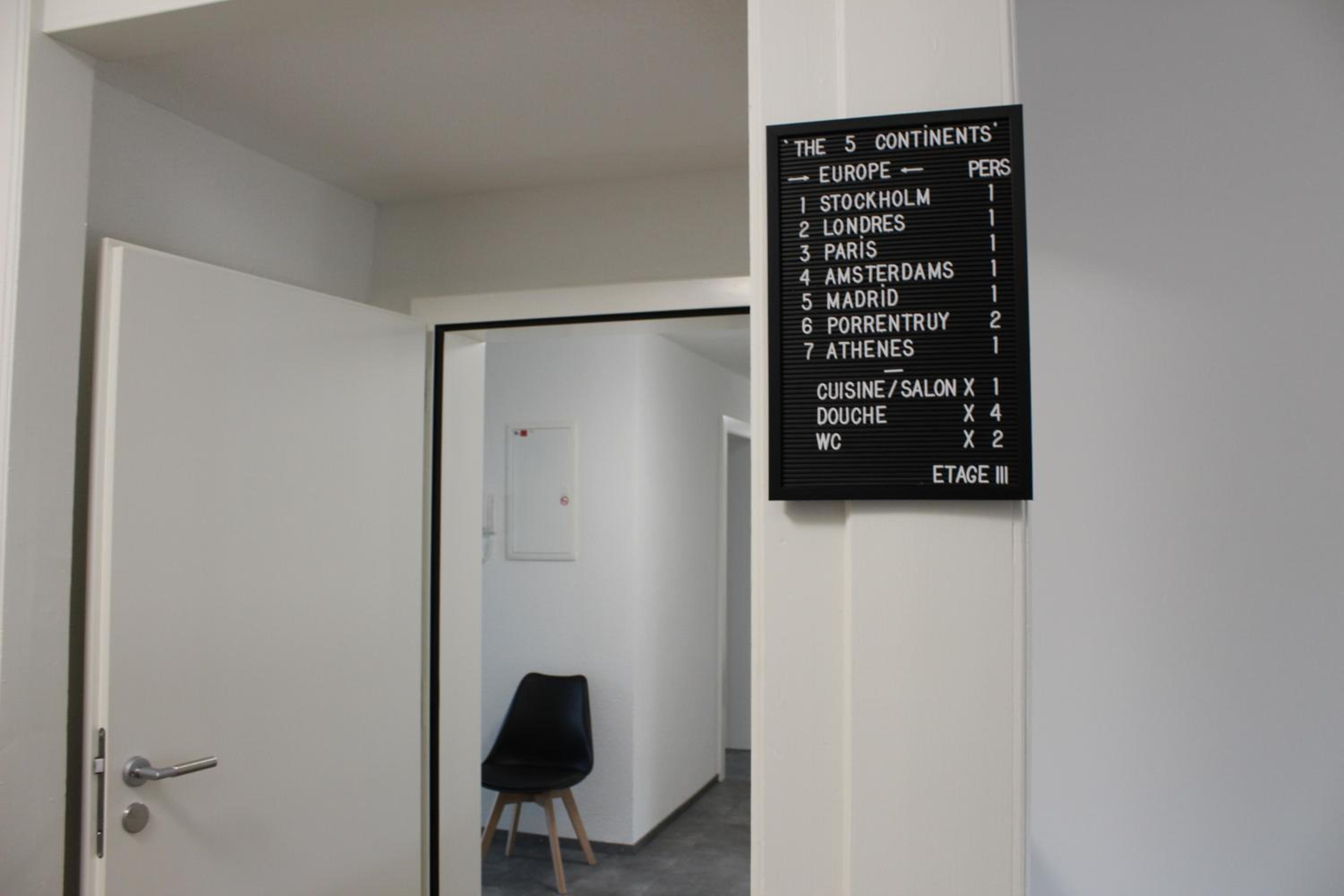 The 5 continents III - Premium appartment by Stay Swiss