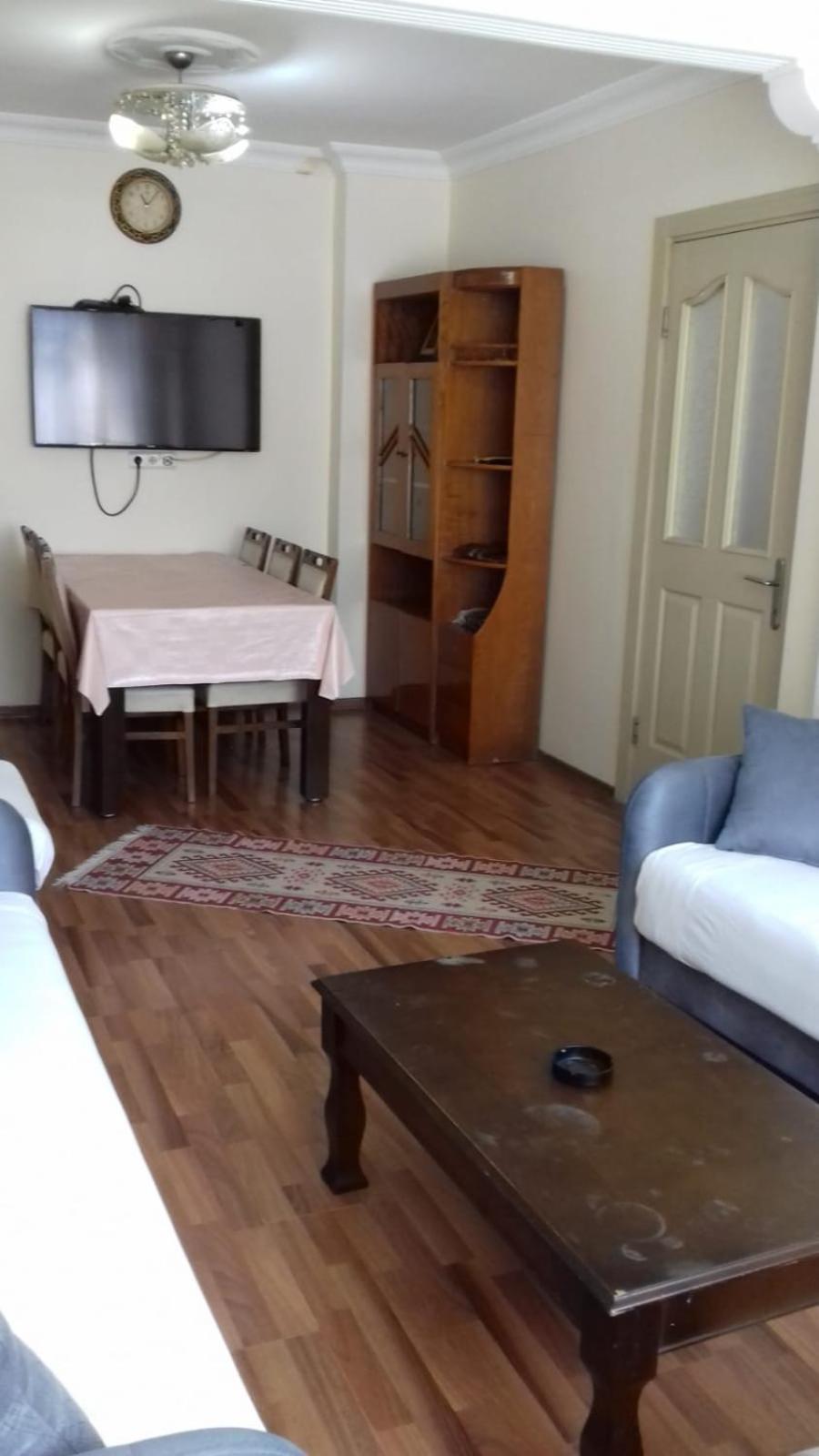 Eda's Apartment