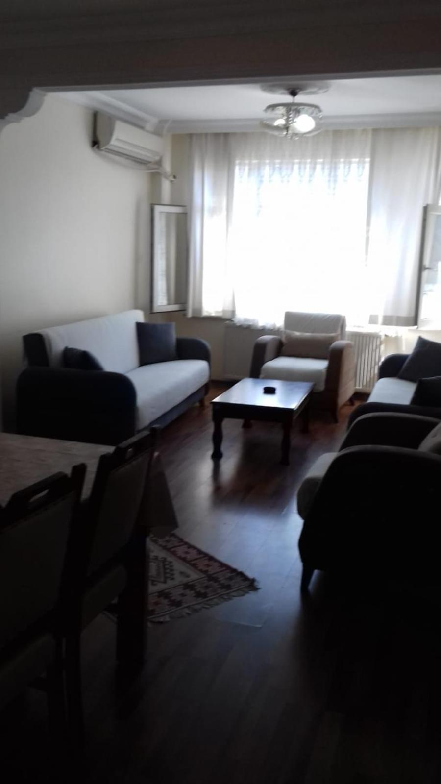 Eda's Apartment