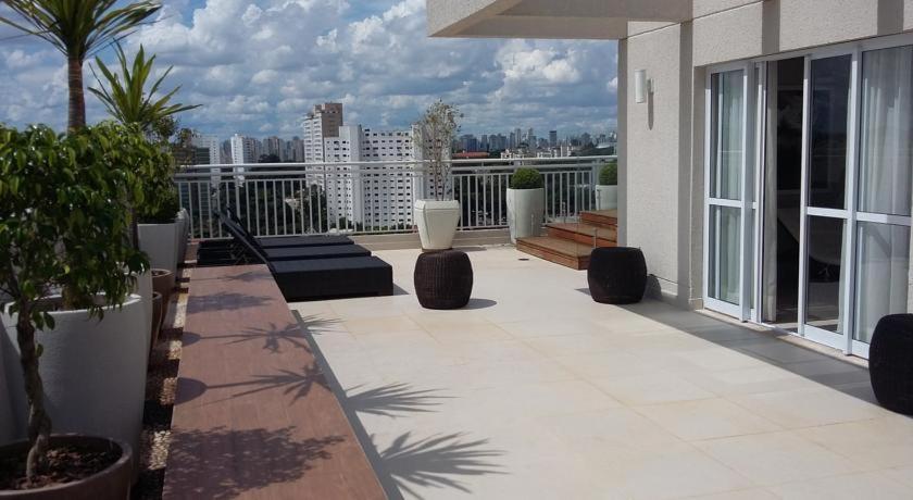 Estudio Alto da Boa Vista view 5