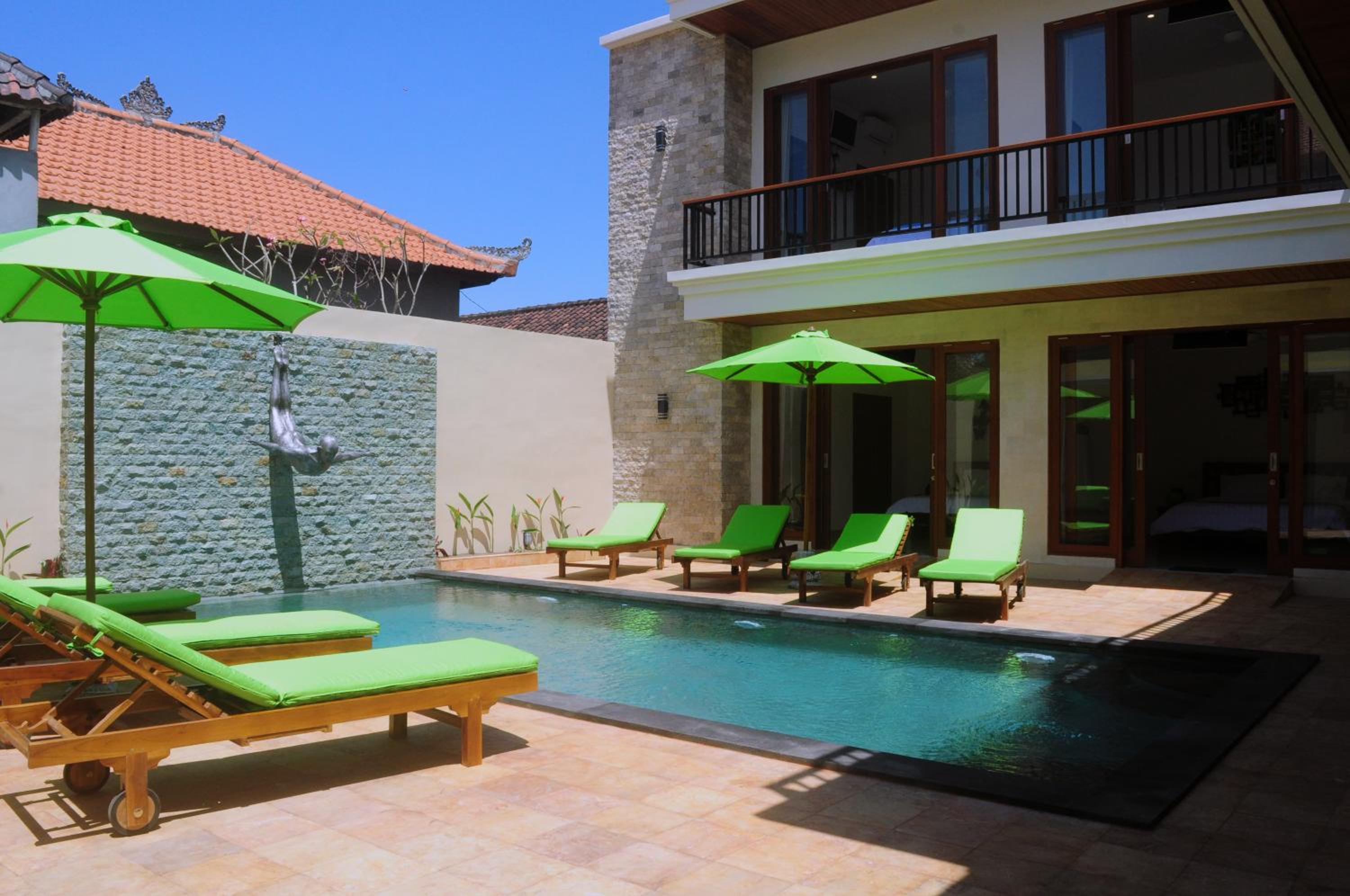 Pineapple Villa Sanur view 3