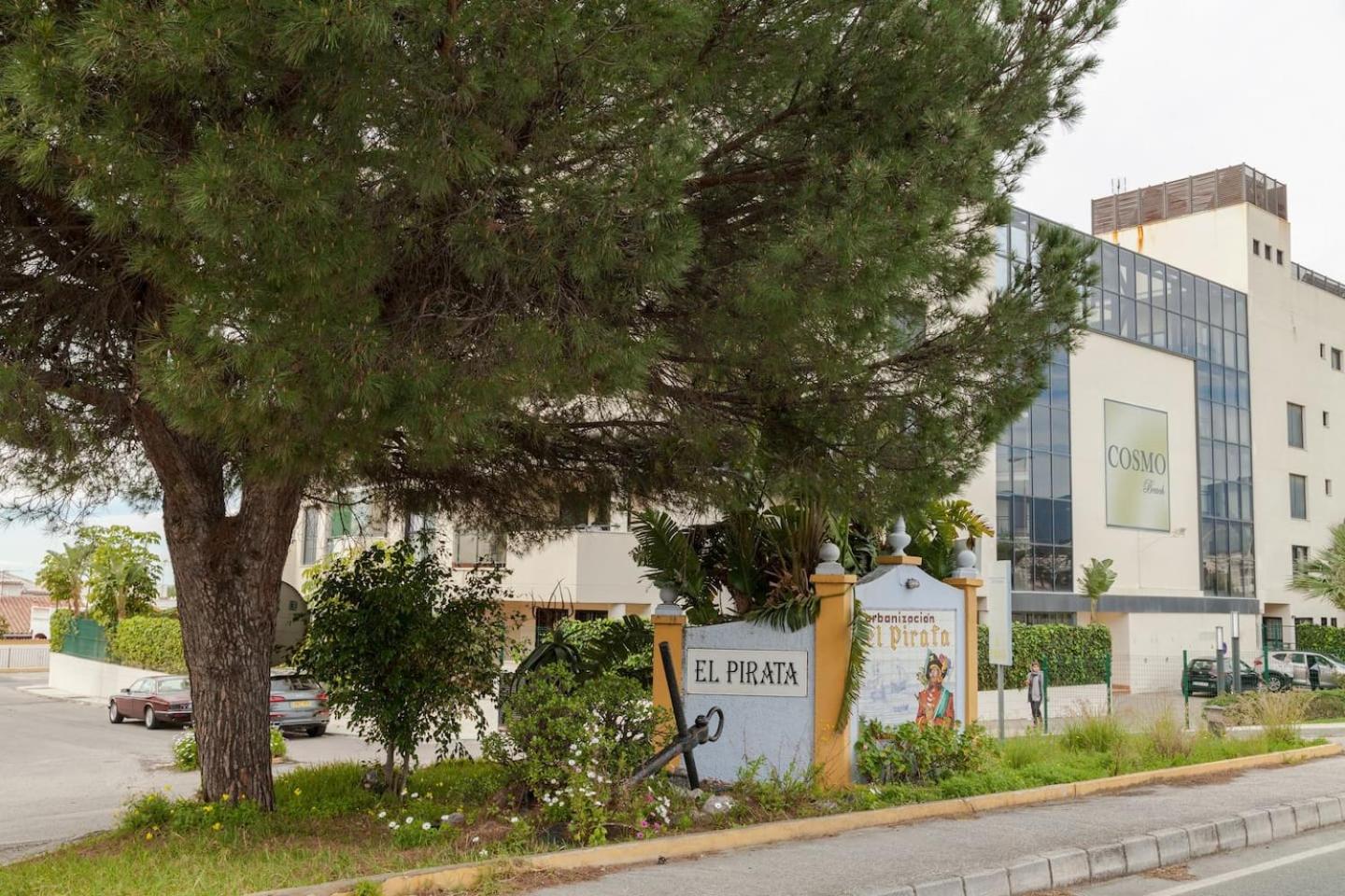 playa sin aglomeraciones, tarifas especiales cerca de Puerto Banús