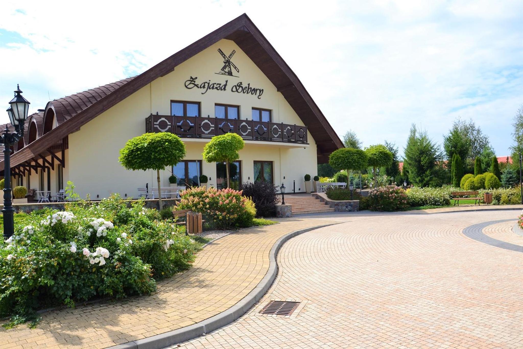 Zajazd Sebory view 2