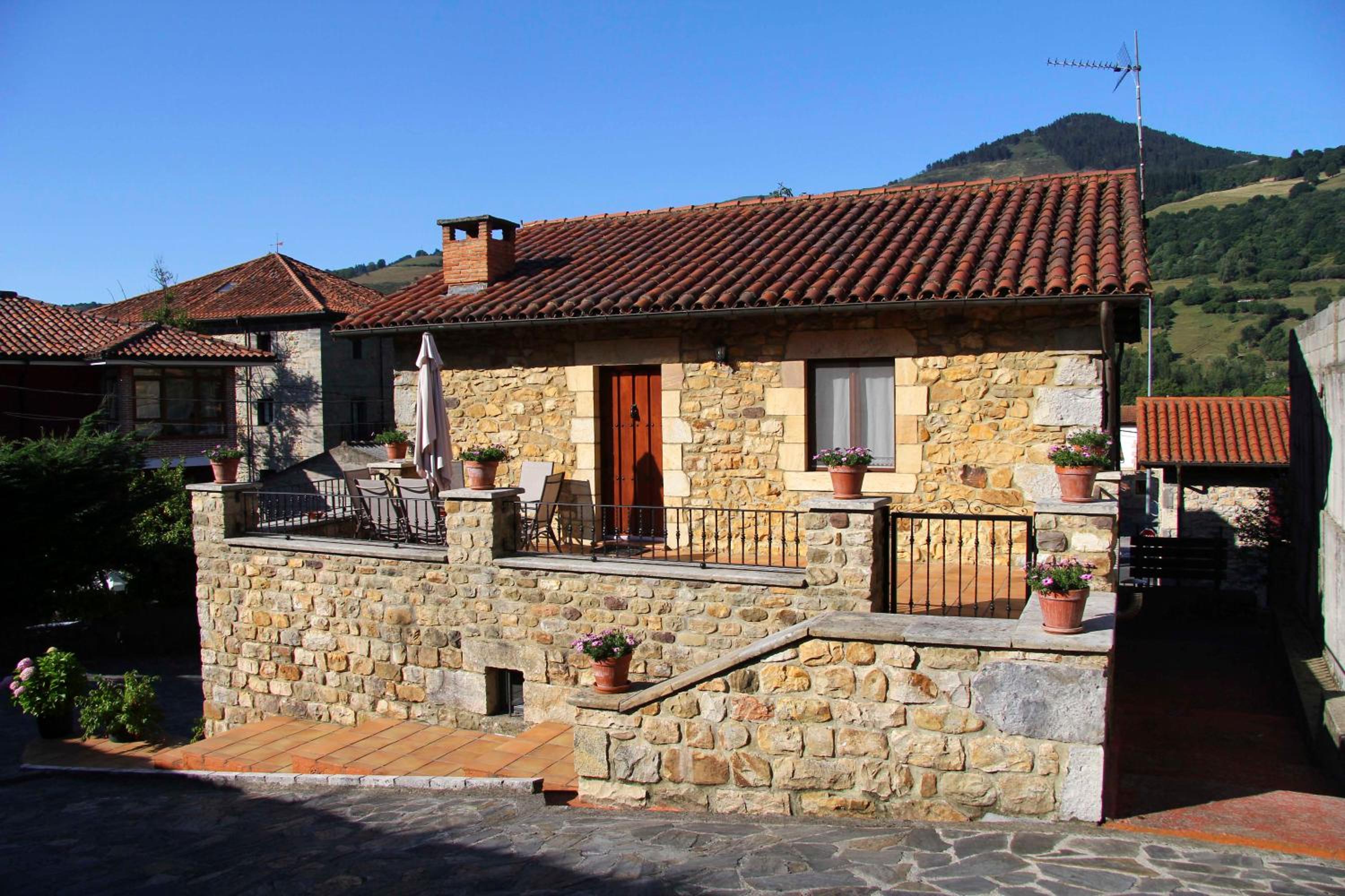 Apartamentos rurales La Casa Vieja De Alceda
