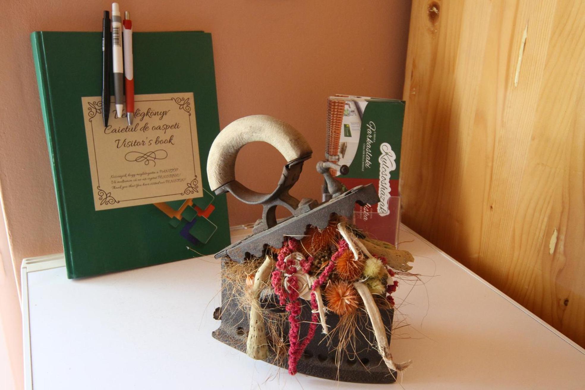 Photo 43