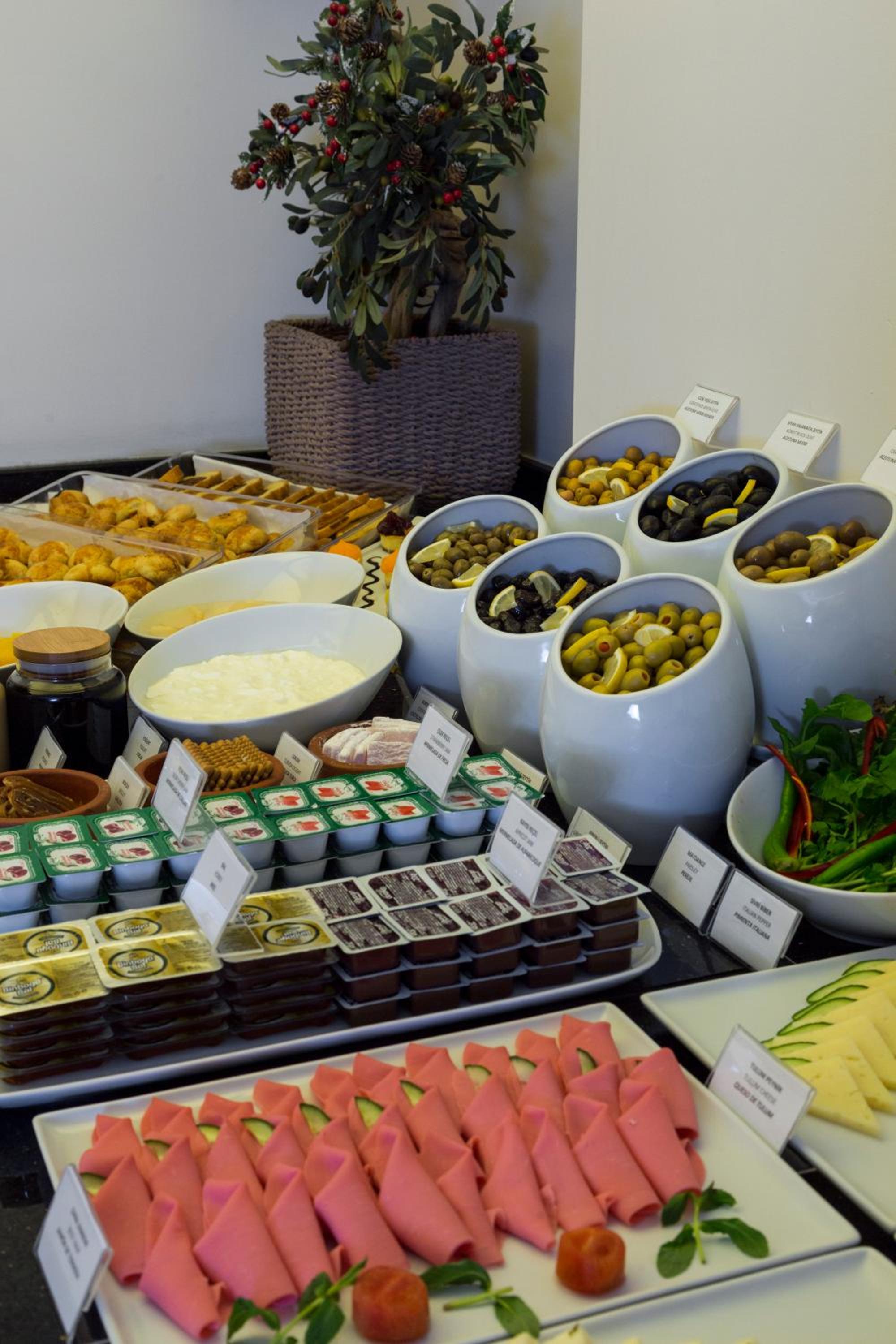 Blanca Otel - Image 8