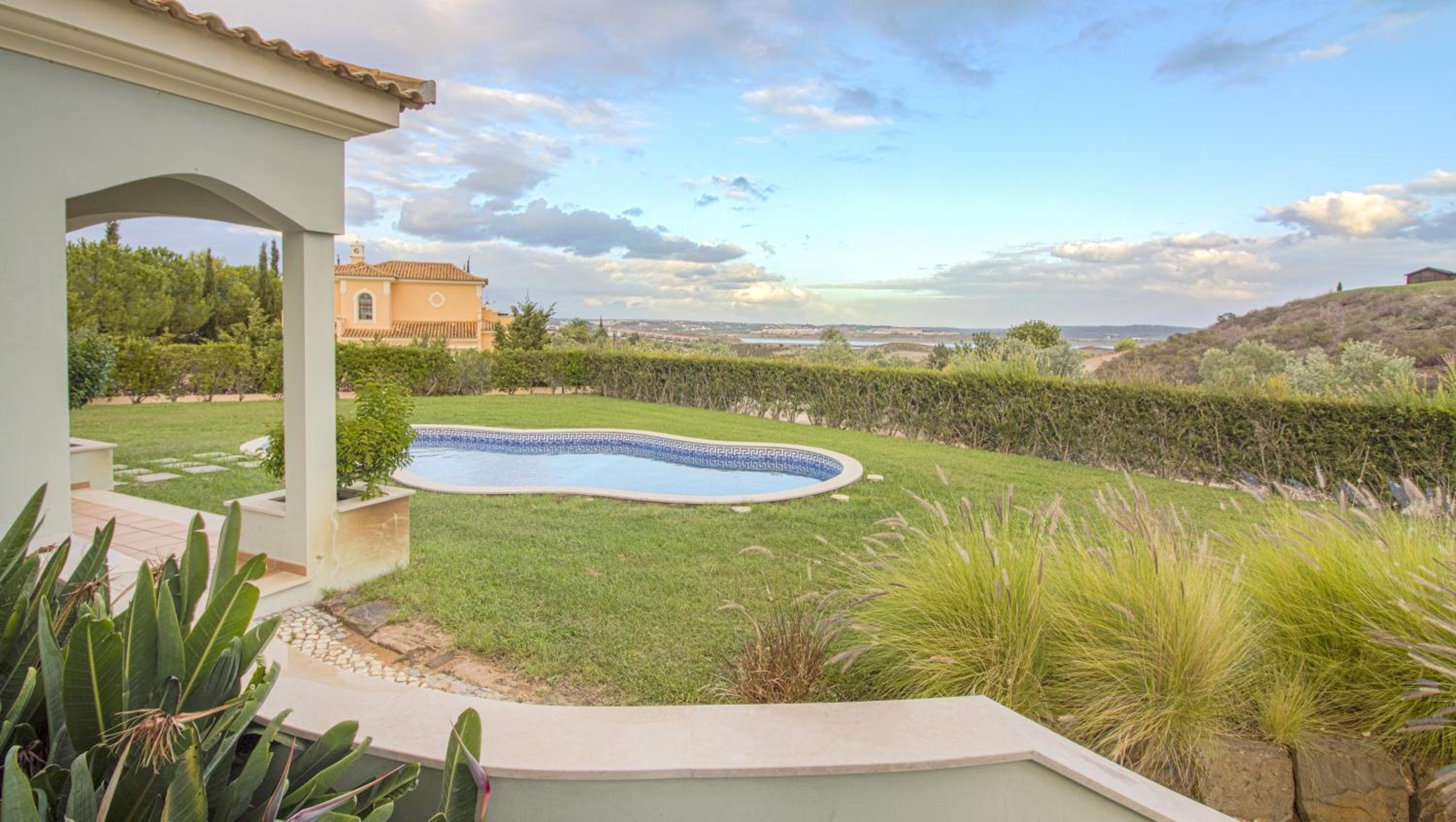 Villas @ Quinta do Vale Golfe view 4