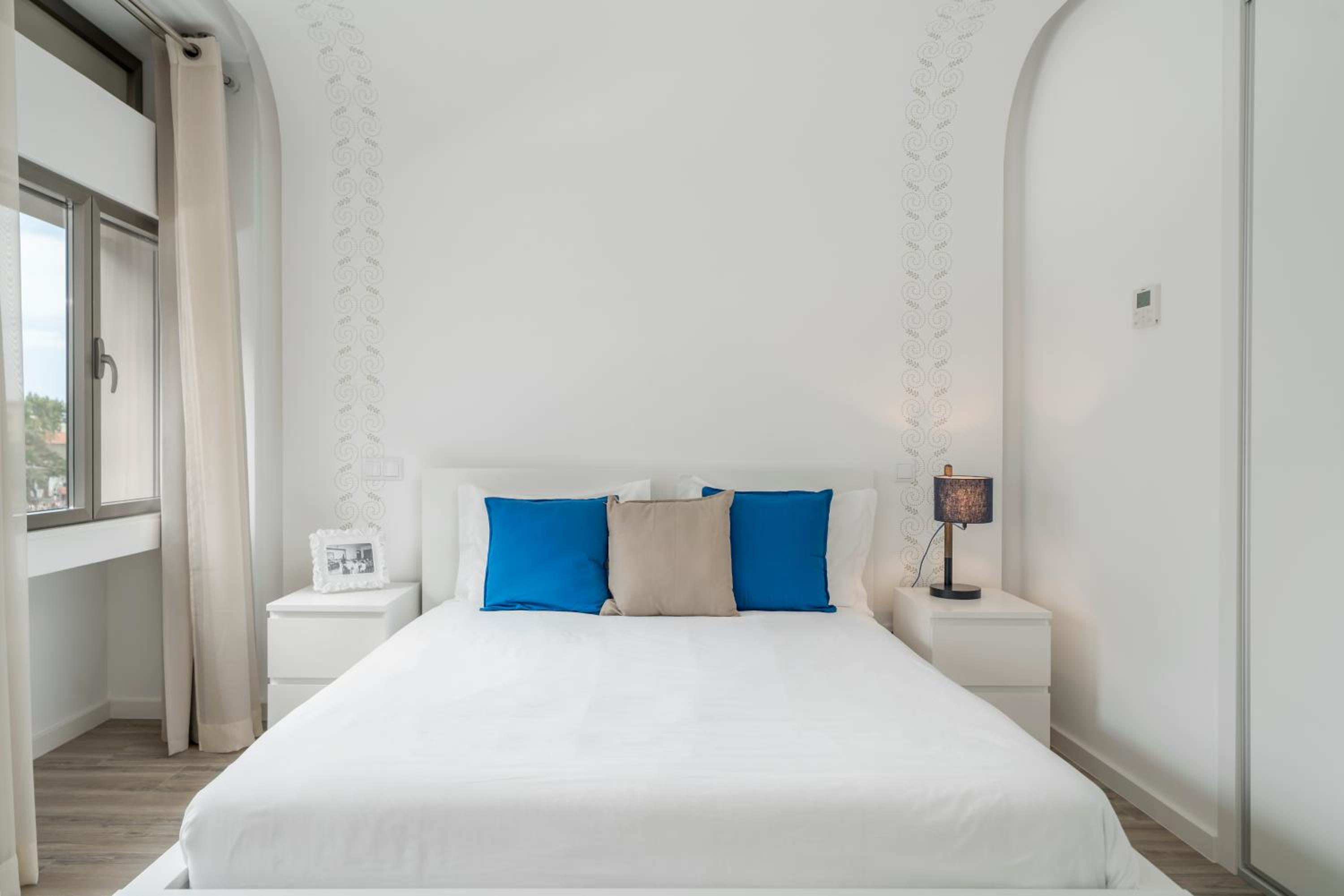 Drapes Design Apartments by An Island Apart