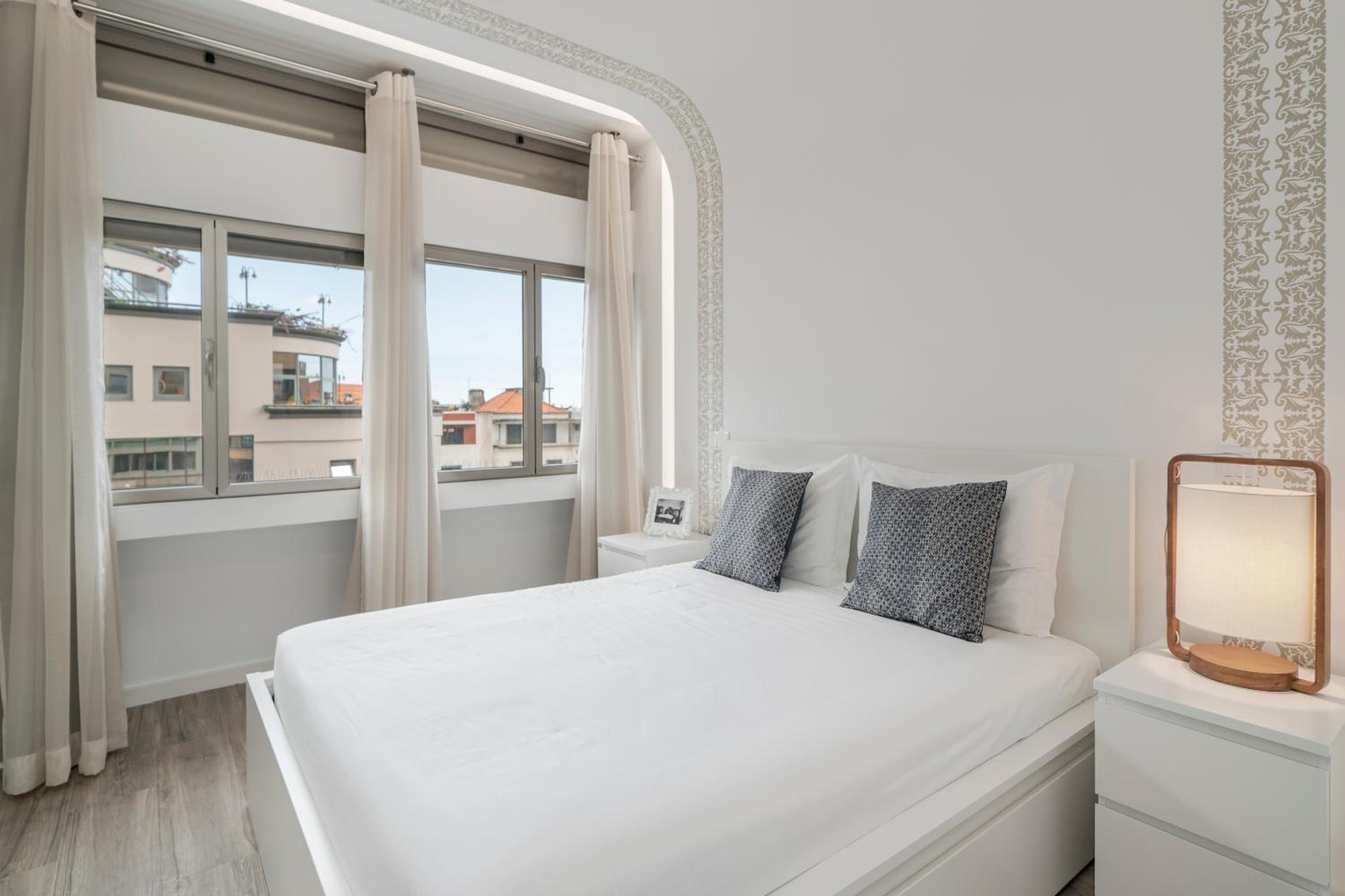 Drapes Design Apartments by An Island Apart