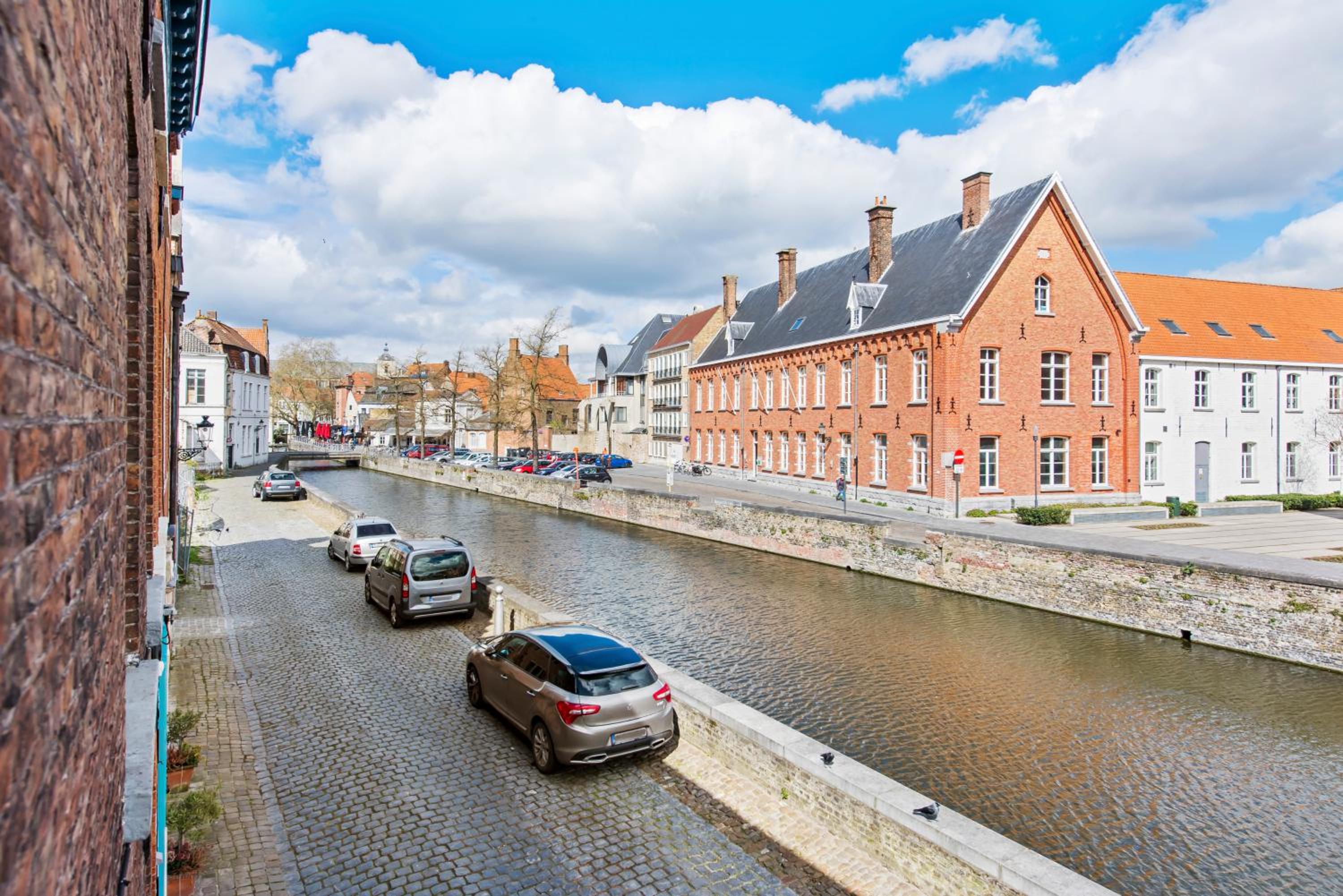 Bruges Vacations - Charming Place along the Canals in Bruges - Property Image 5