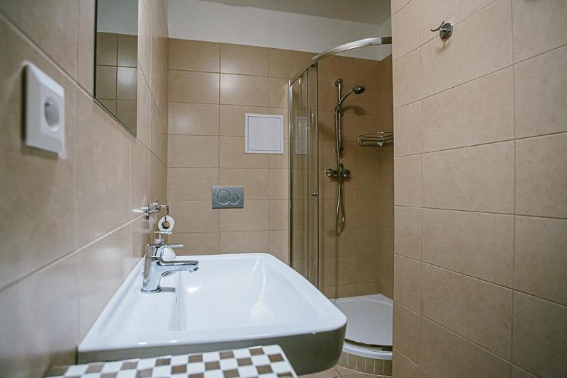 Snajder Apartment, 15min to Old Centre, Self-check in, Free Wifi