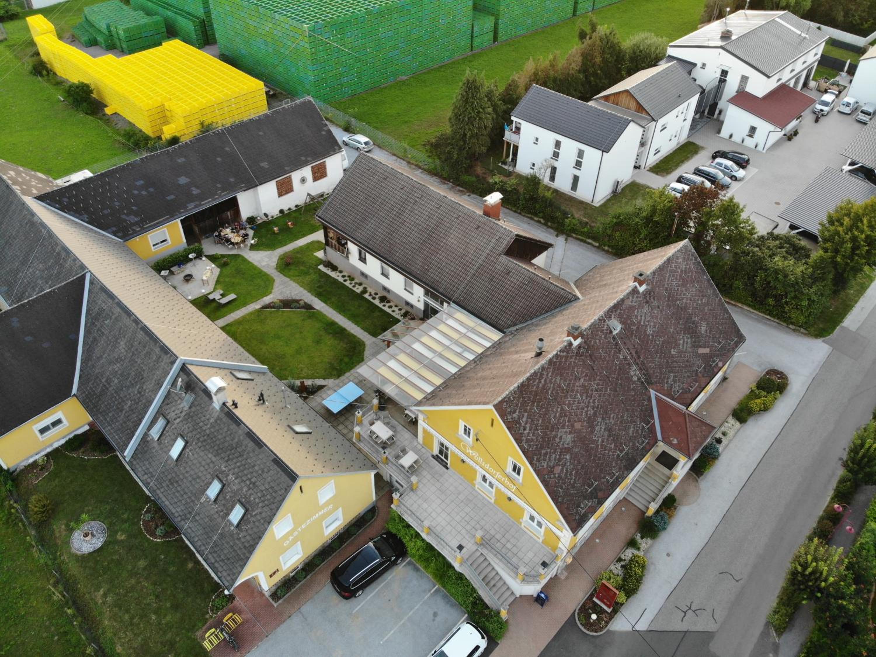 Wollsdorferhof view 4
