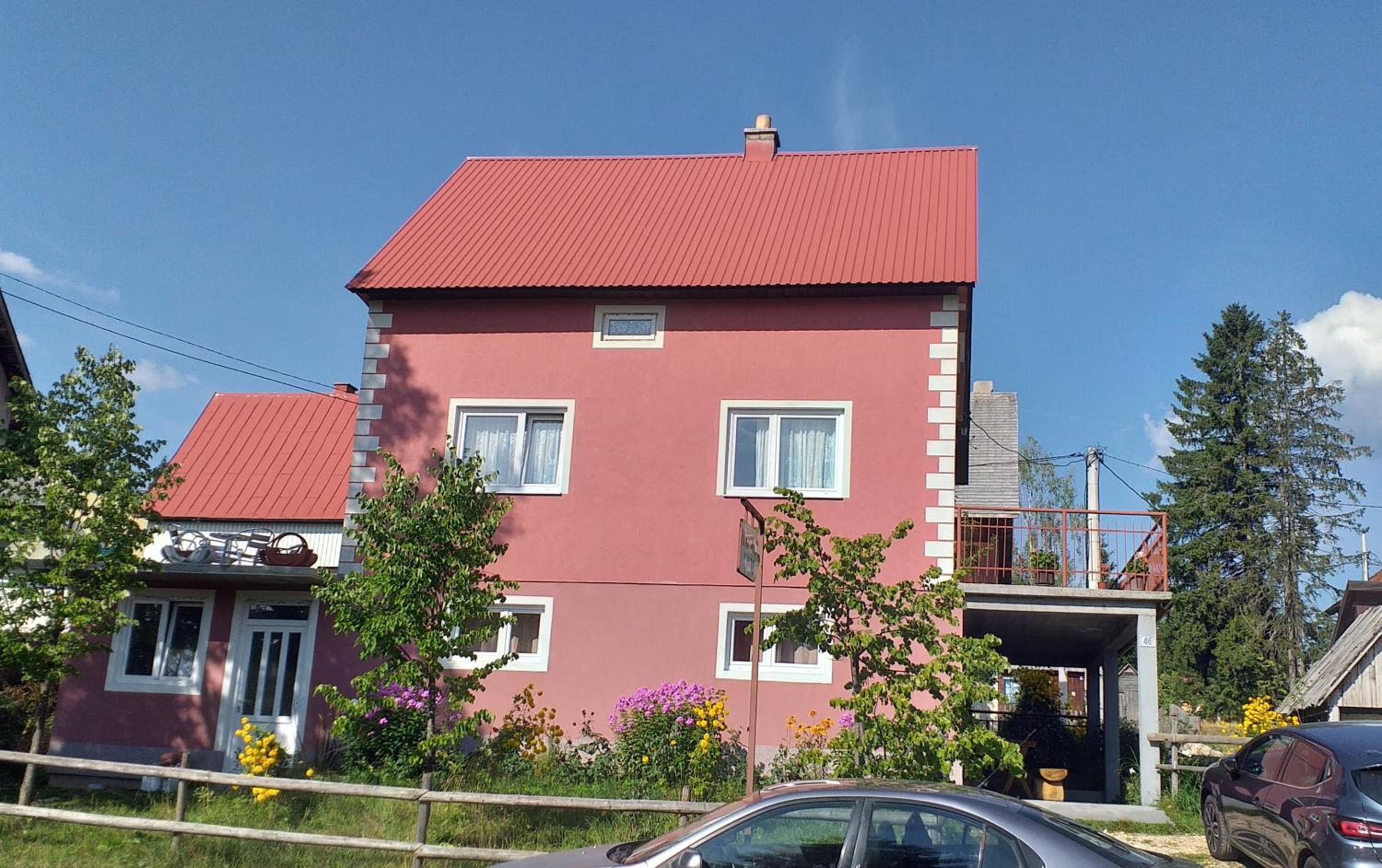 Photo 33