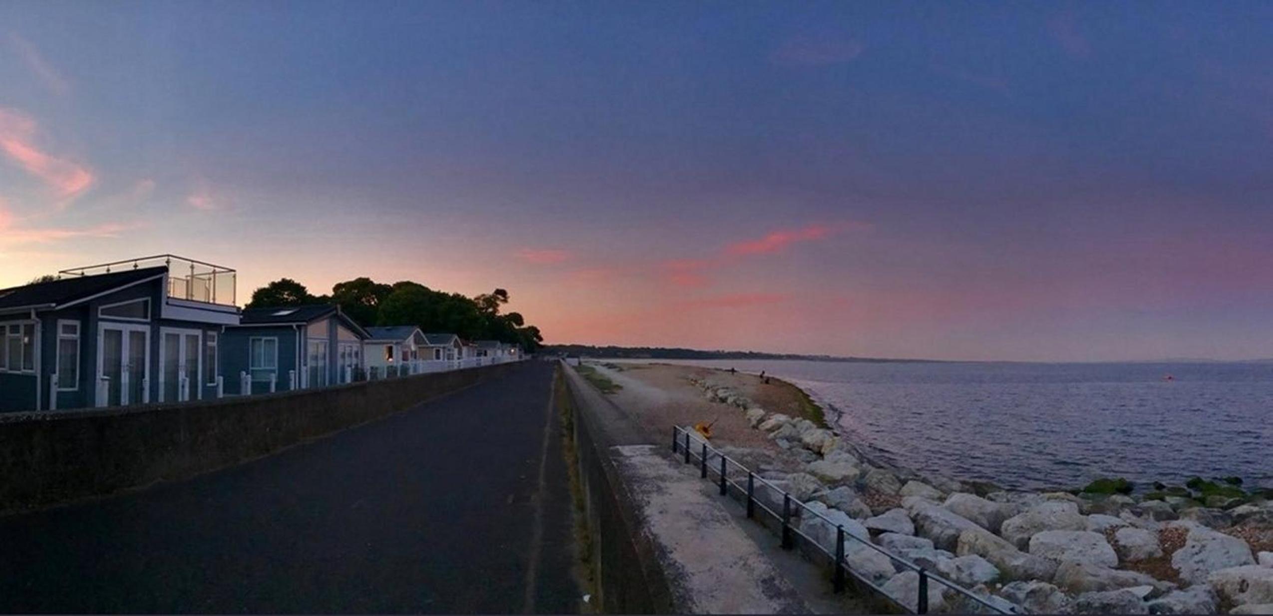 Avon Beach Lodge