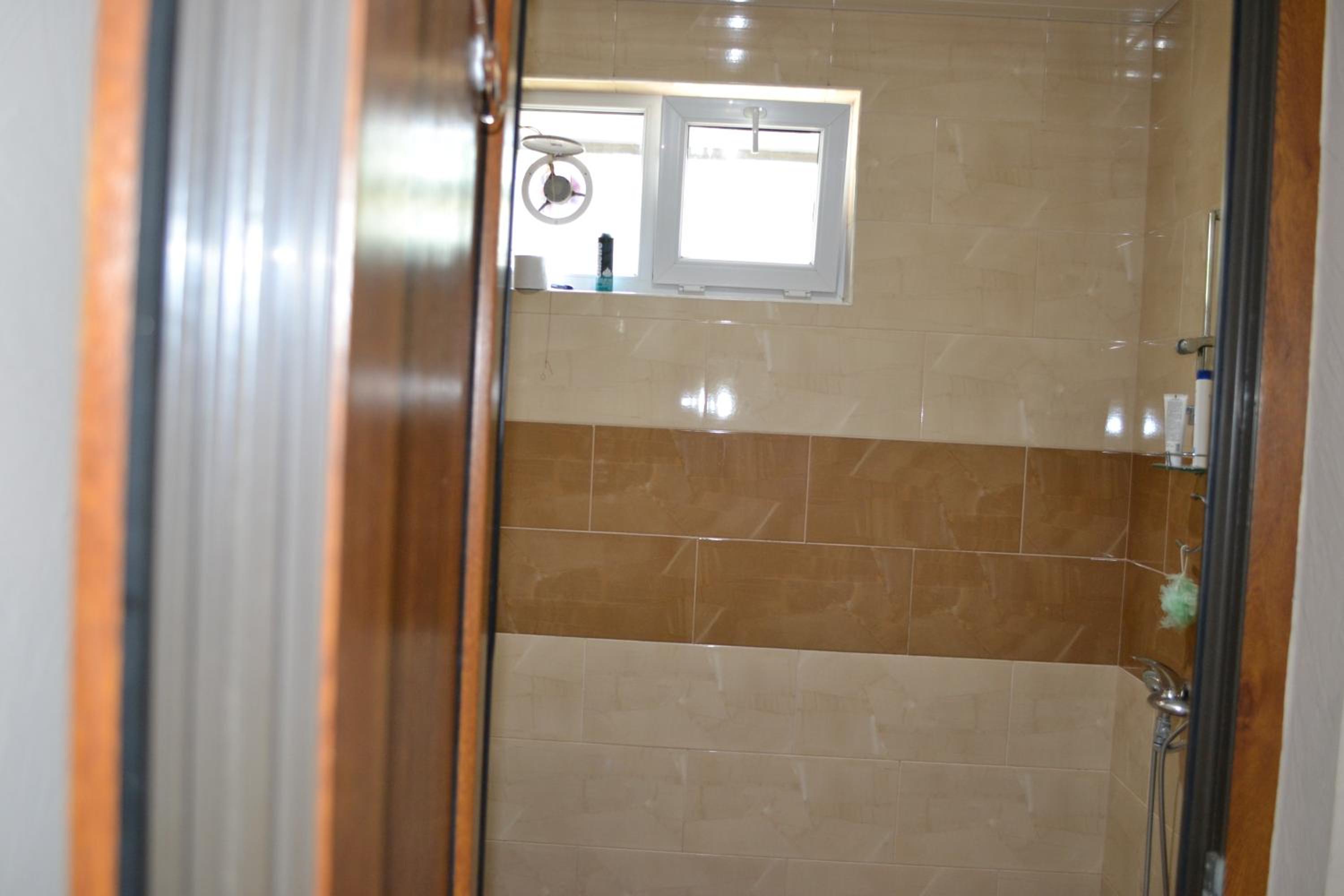 Apartment Fumfula