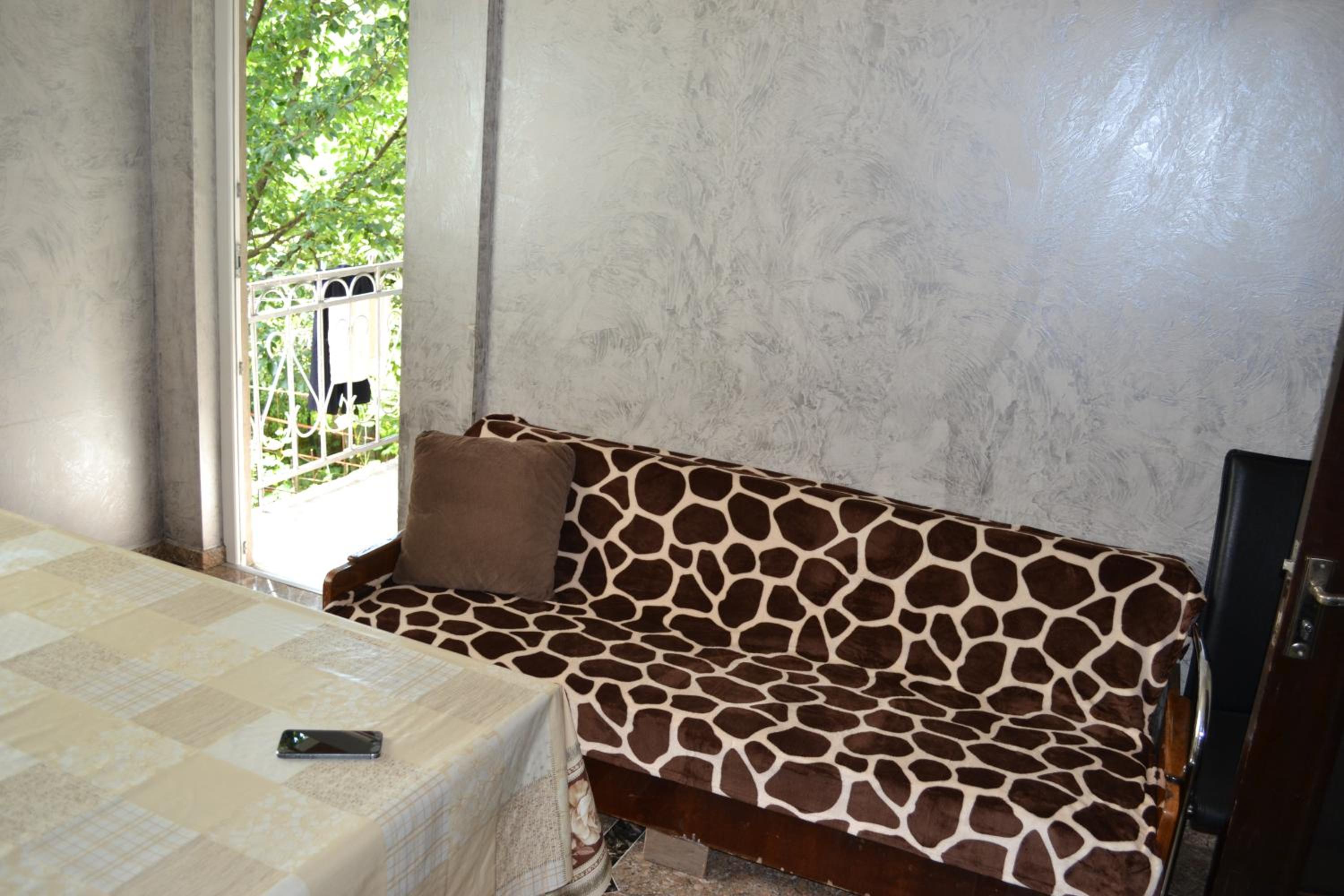 Apartment Fumfula