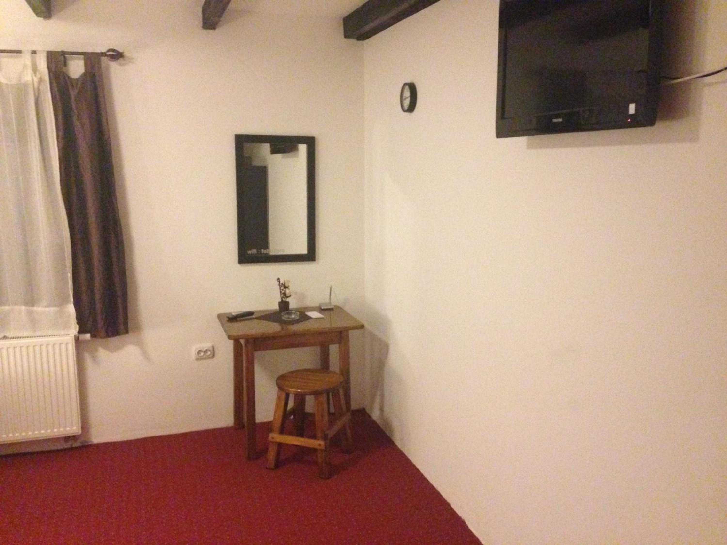 Photo 23
