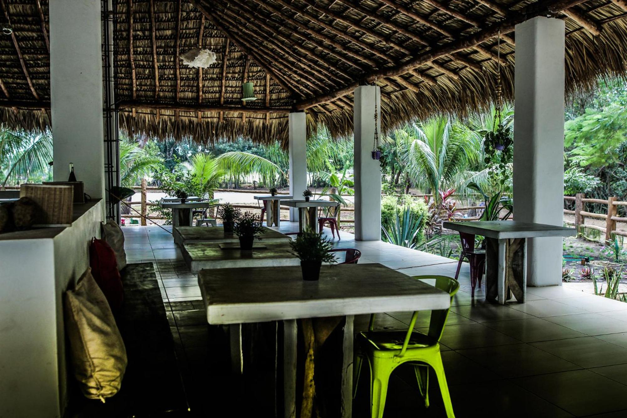 Las Dunas Surf Resort