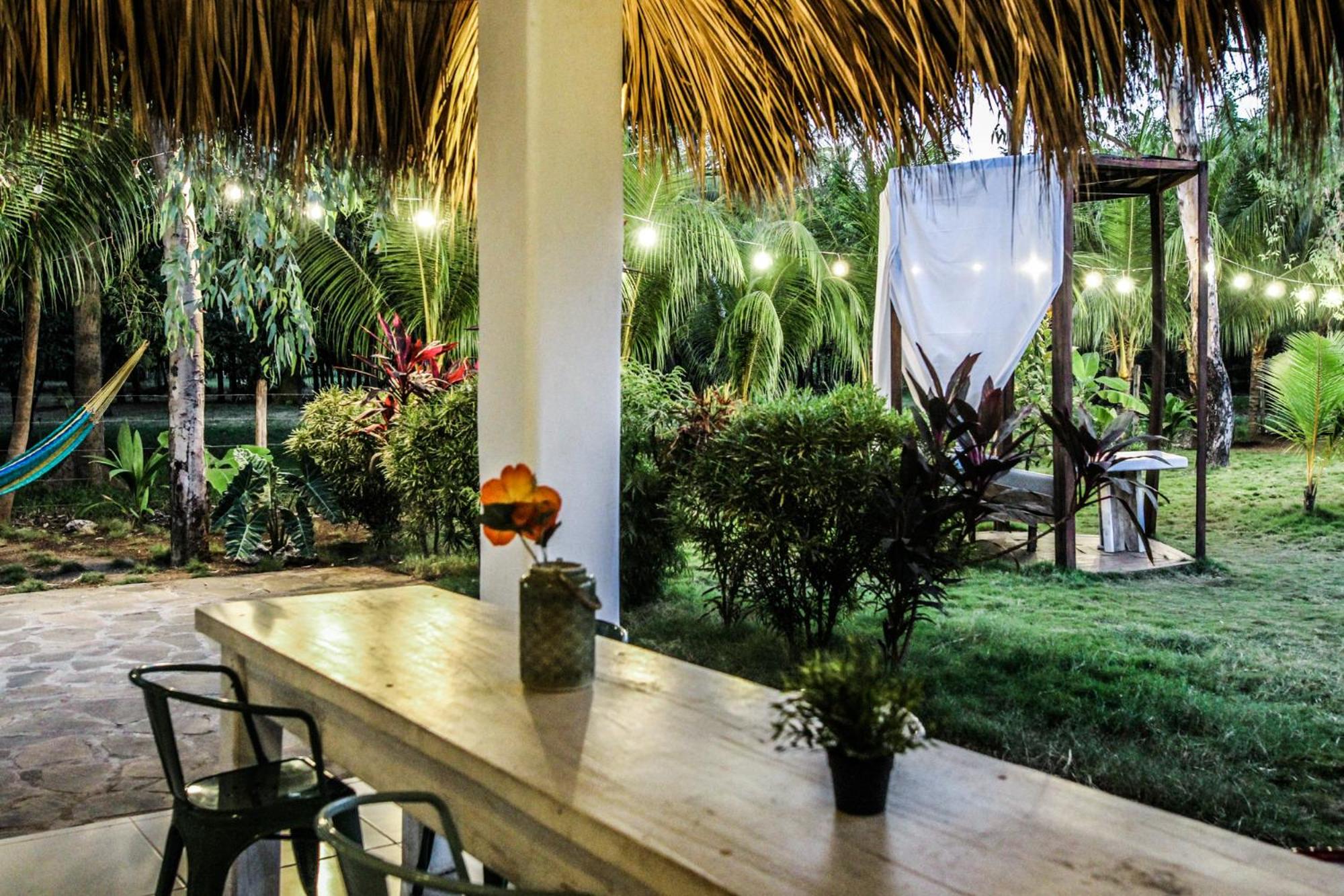 Las Dunas Surf Resort