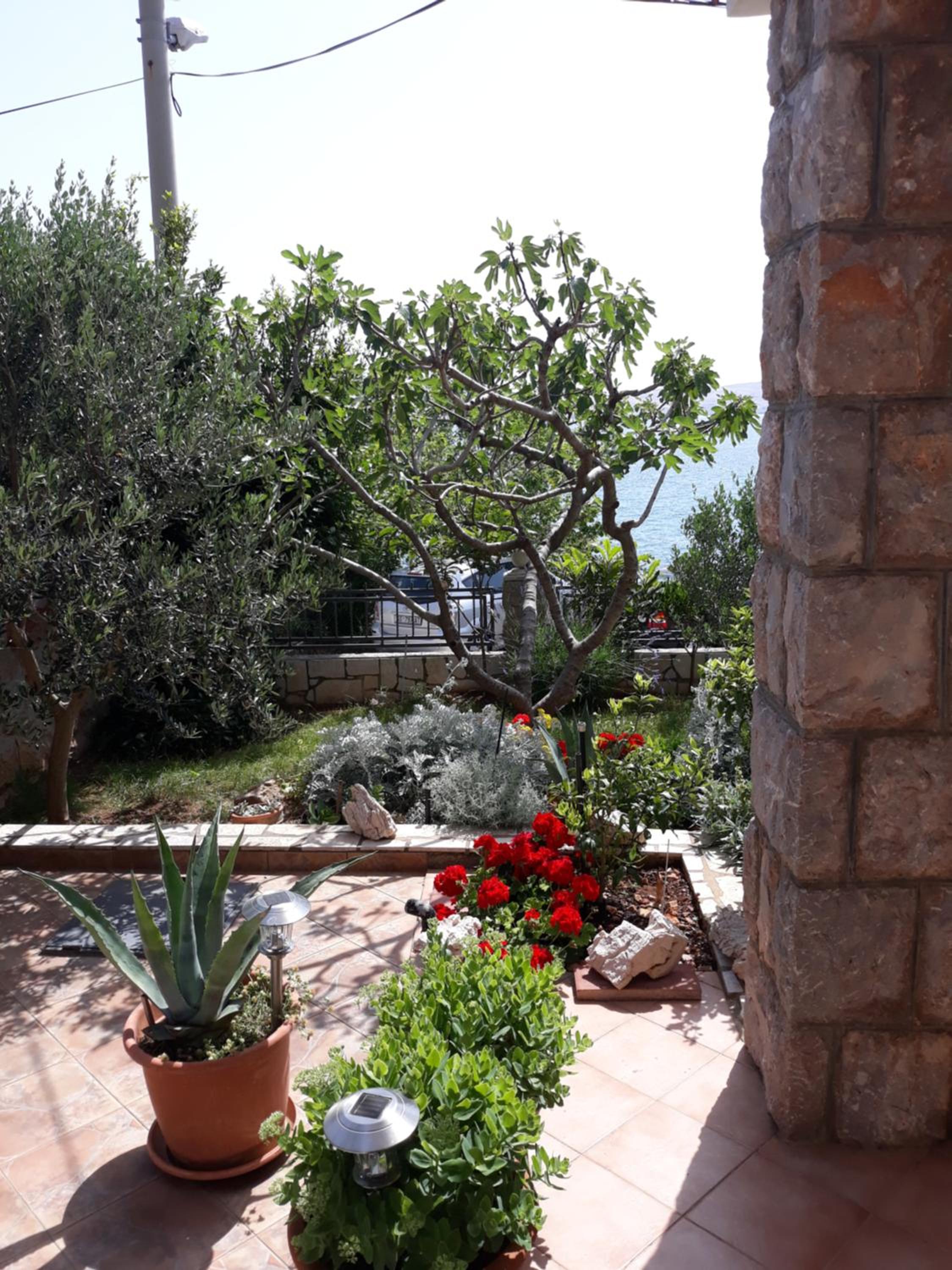 Apartman Grospic 2 view 5