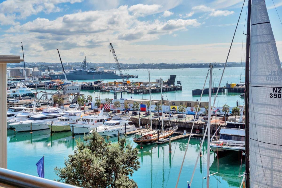 Auckland Viaduct Chic Luxury Waterfront Views! view 3