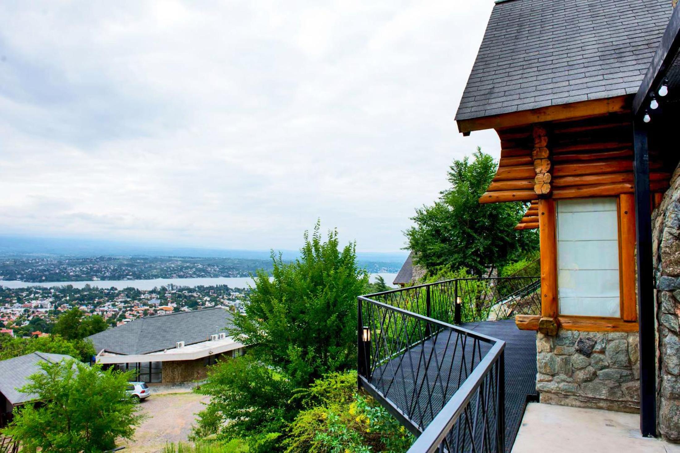 Residencias Normandas, Cabañas Lodge Carlos Paz