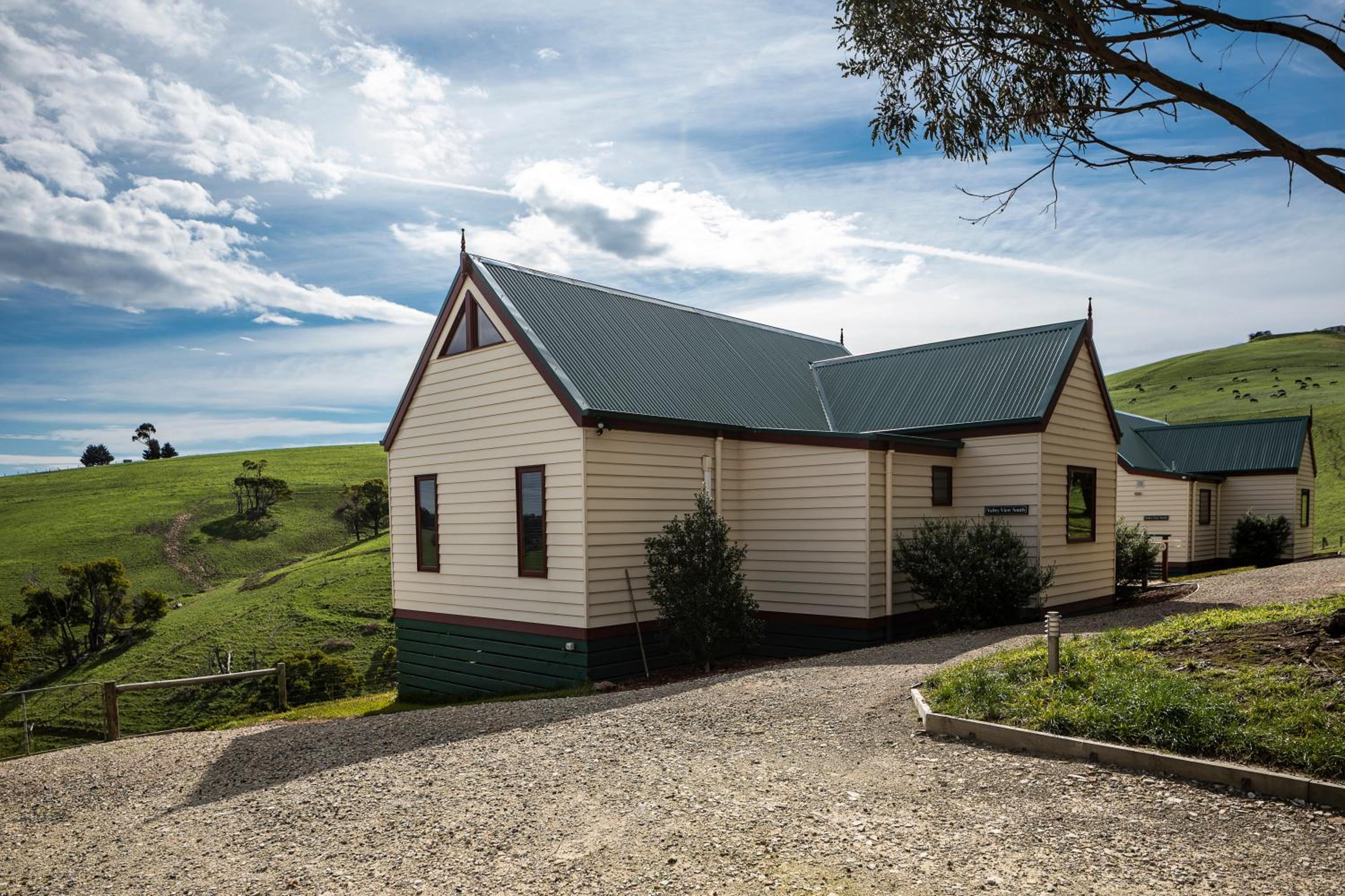 Maple Ridge Cottages