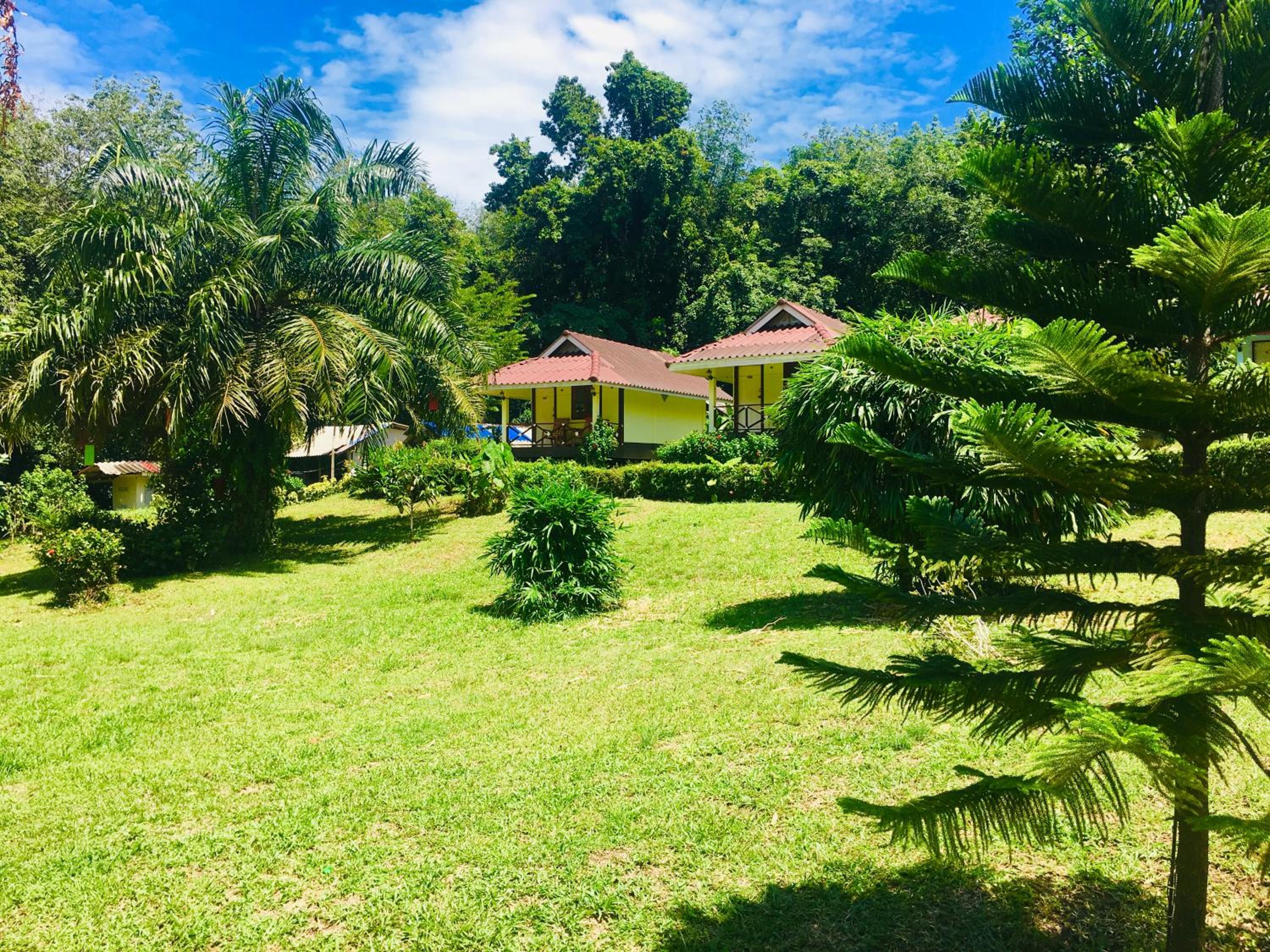 Mookies Bungalows