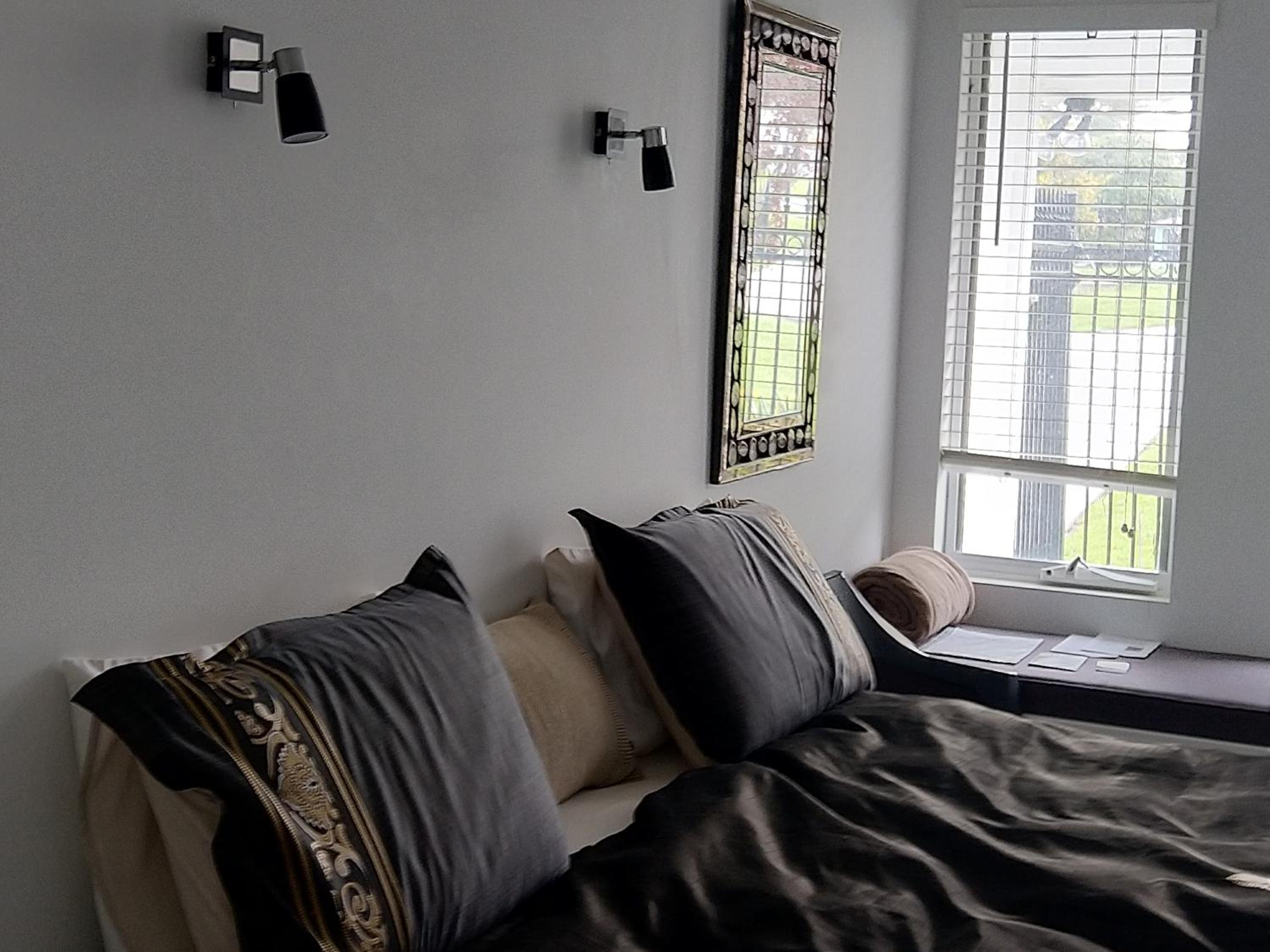 C'est La Vie Bed & Breakfast
