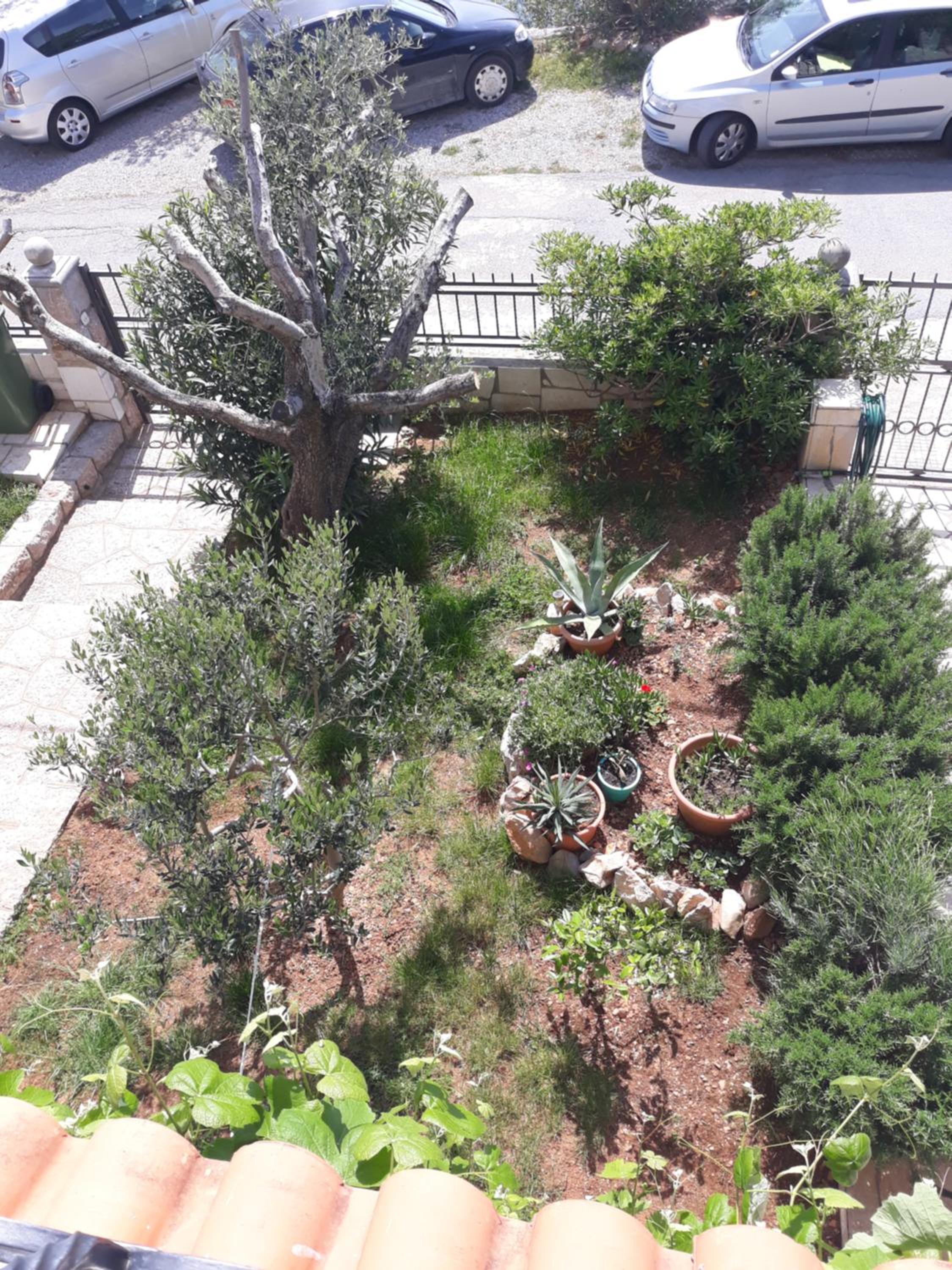 Apartman Grospic view 5