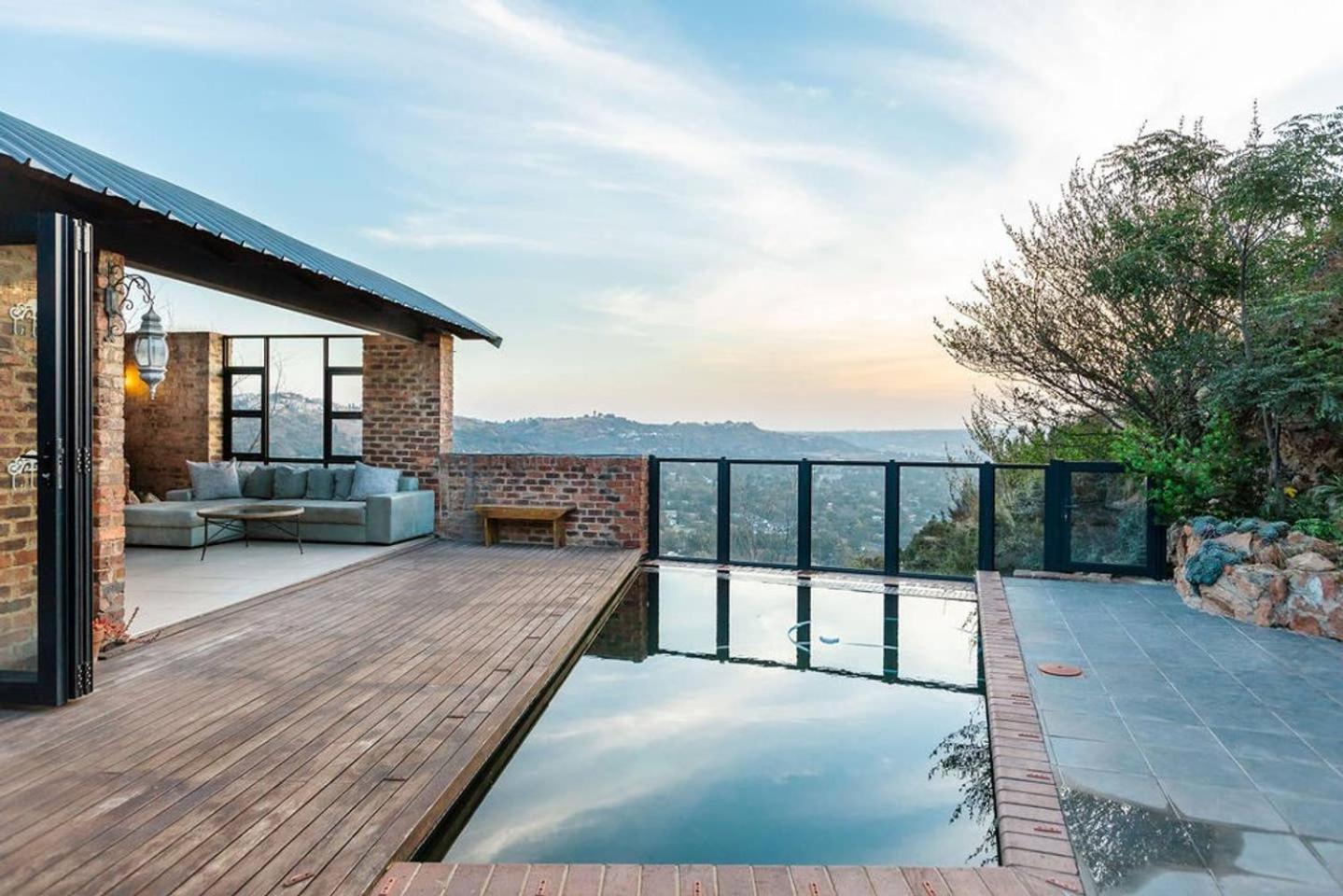 Northcliff Gap Guesthouse